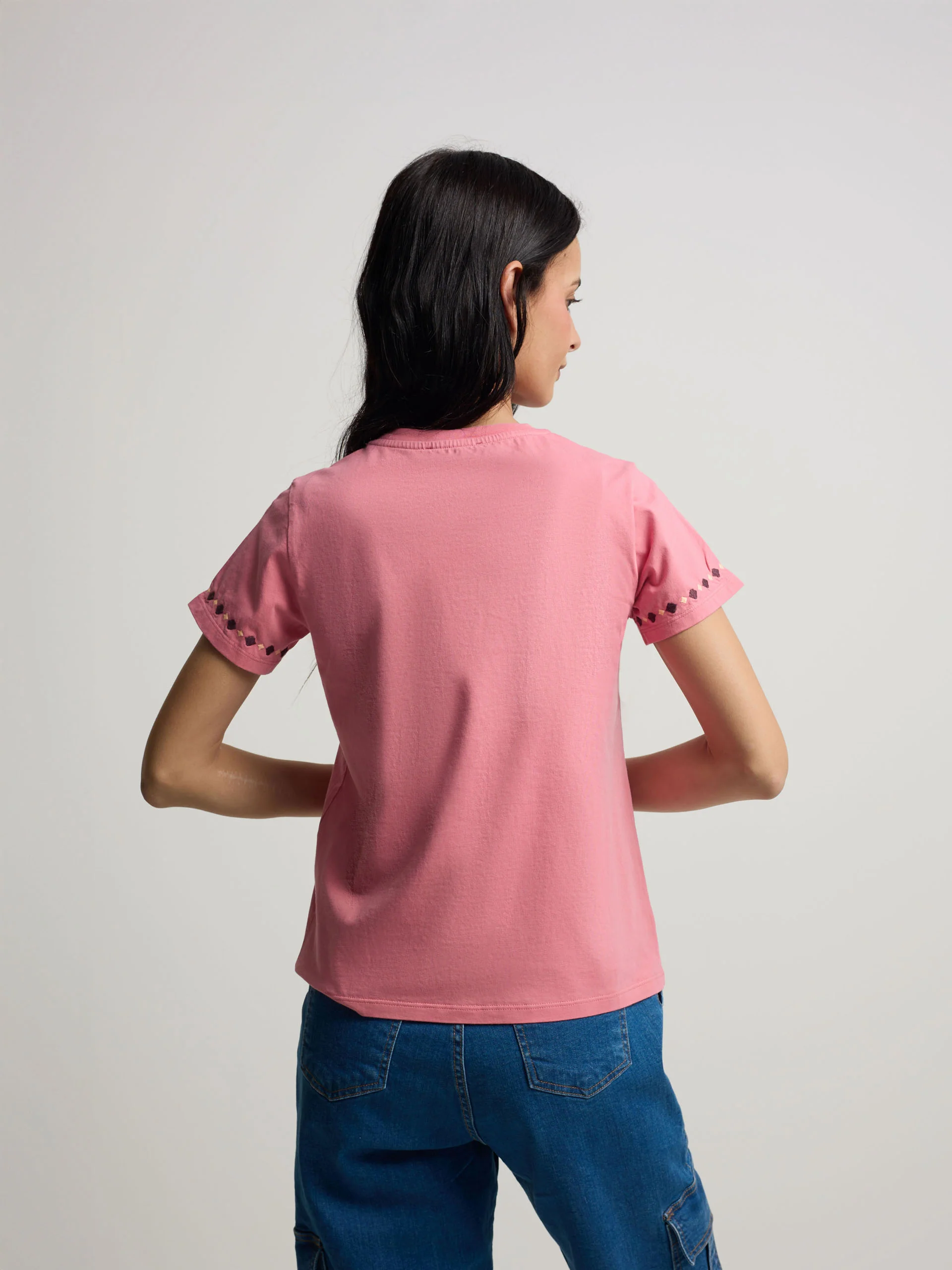Camiseta woman bordados ikat rosa - Image 4