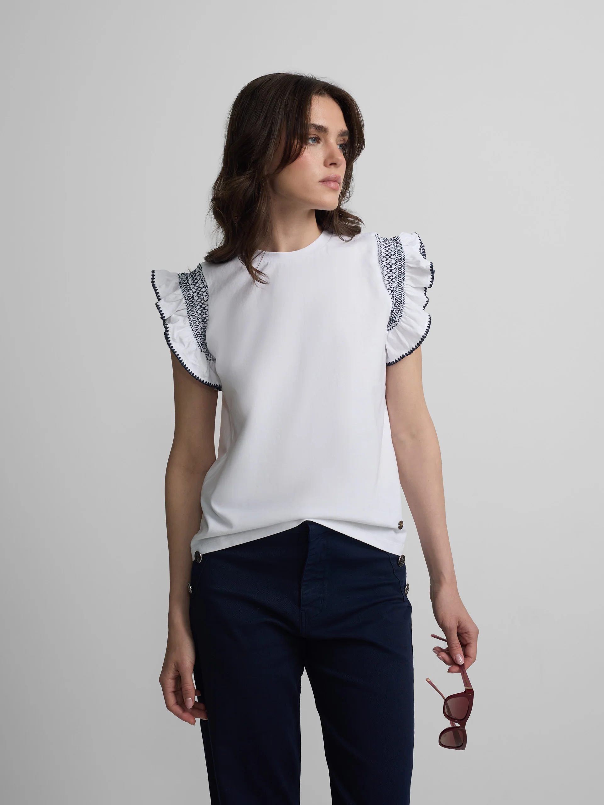 Camiseta woman volantes hombreras blanca