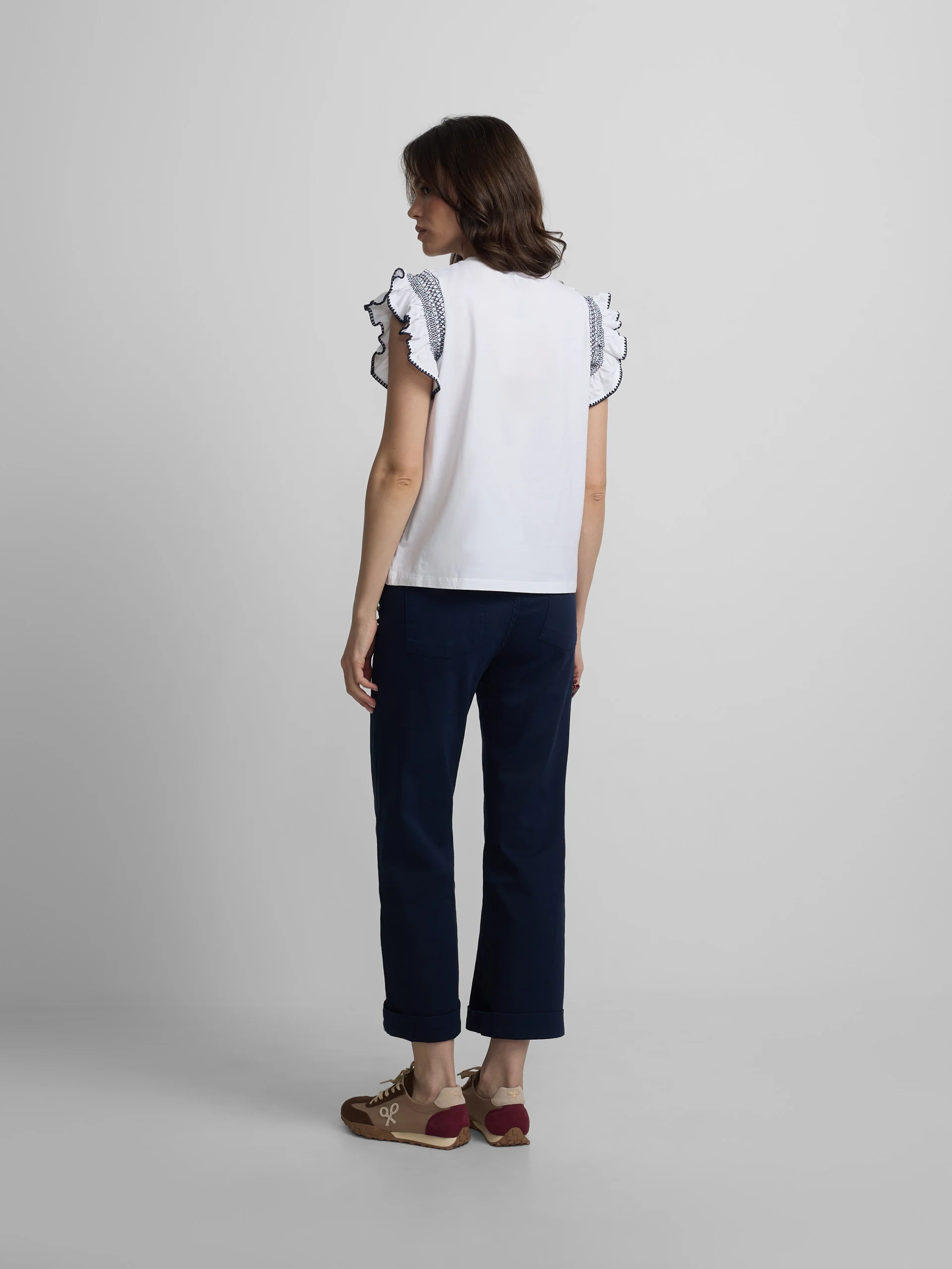 Camiseta woman volantes hombreras blanca - Image 6