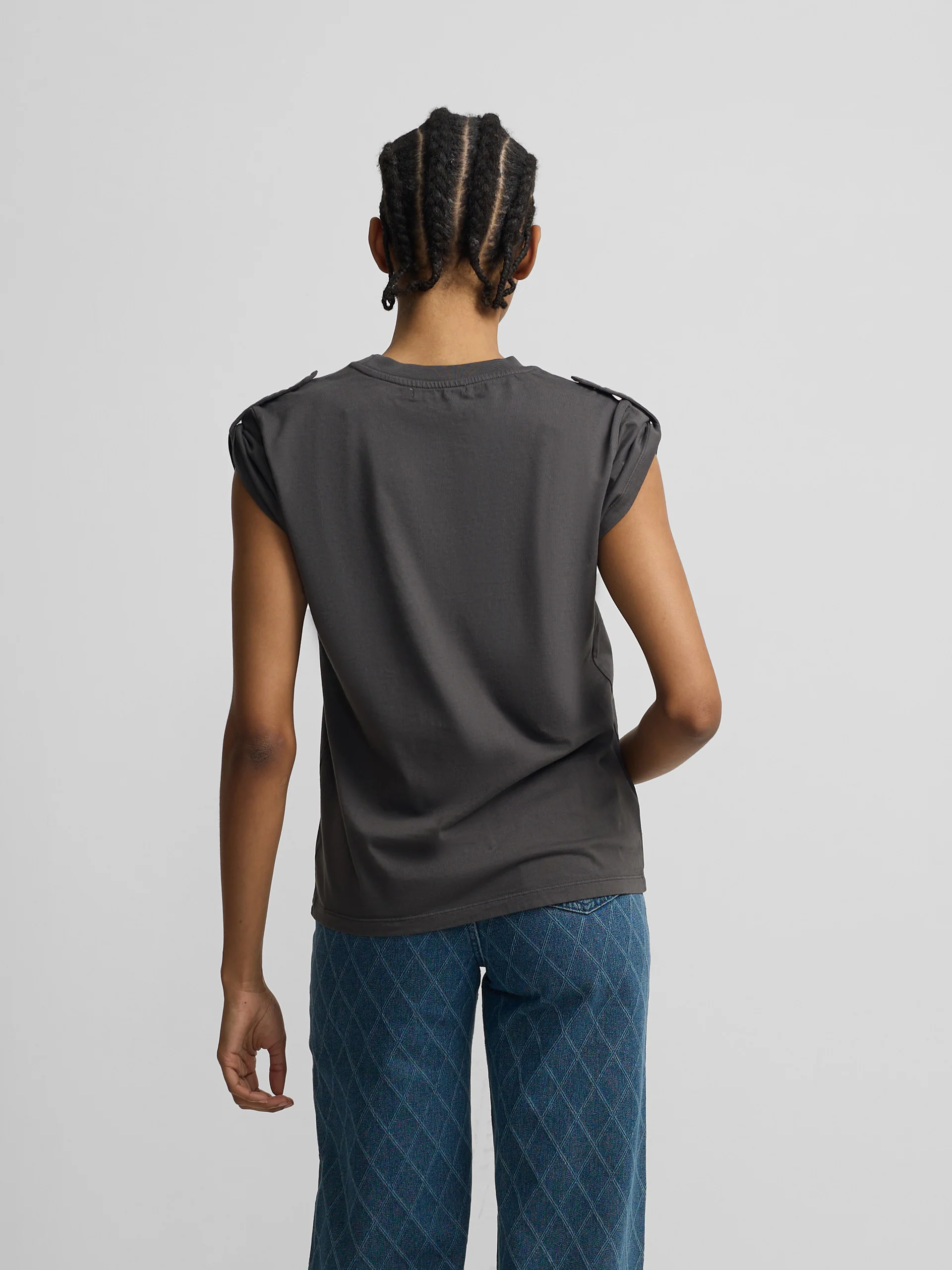 Camiseta woman manga roll out negra - Image 6