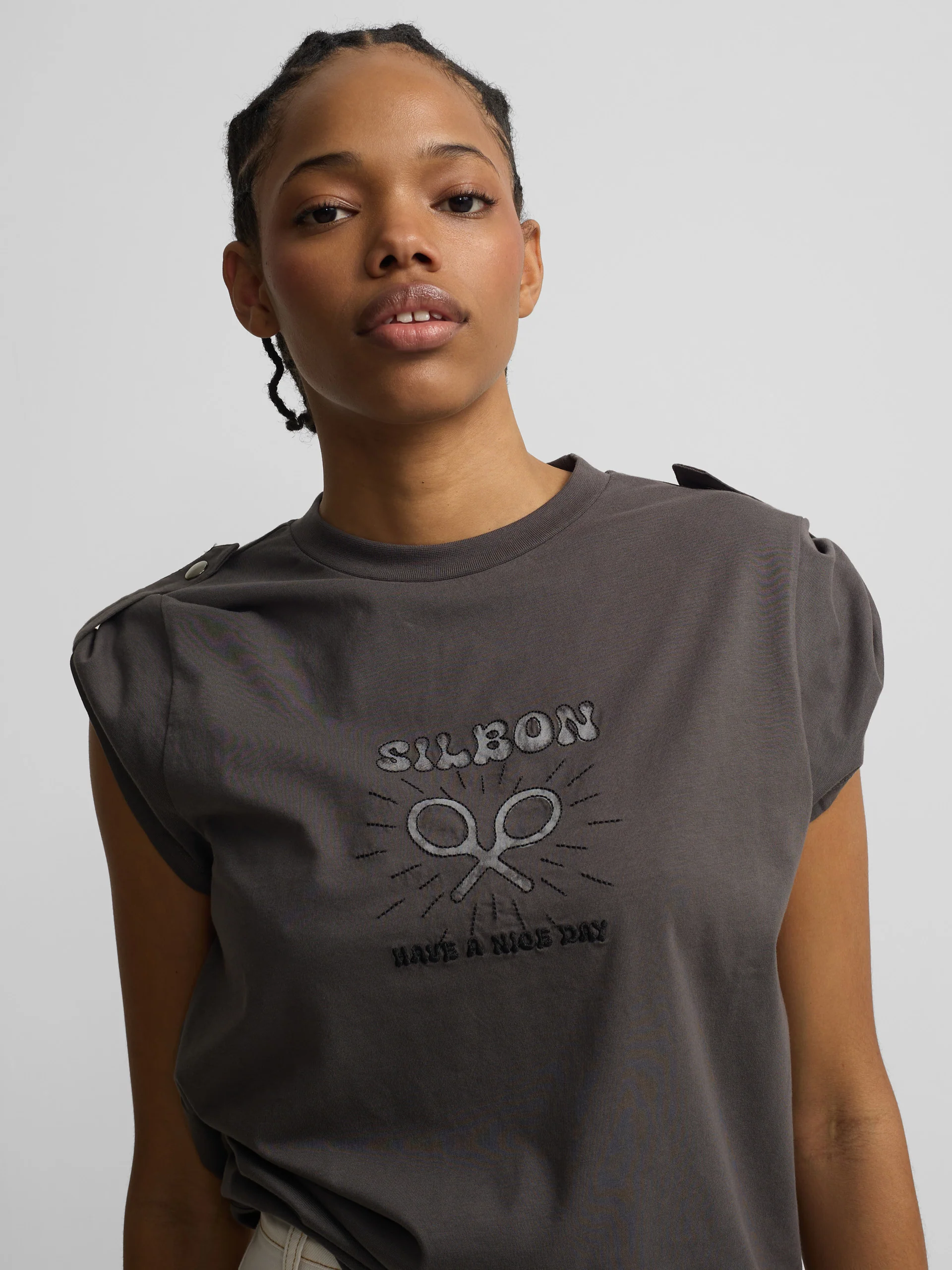 Camiseta woman roll out have a nice day negra - Image 3