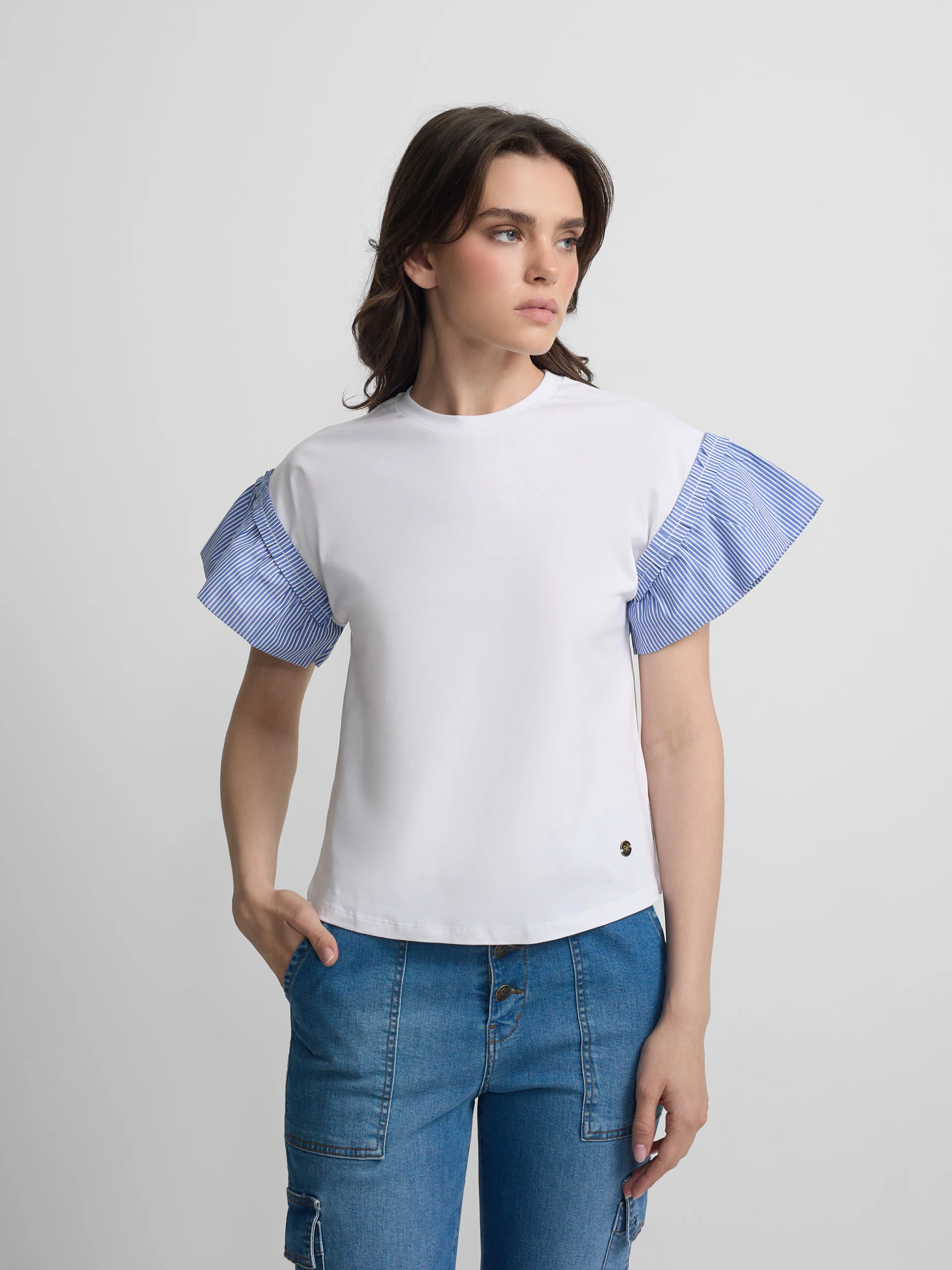 Camiseta woman volantes popelin rayas blanca - Image 3