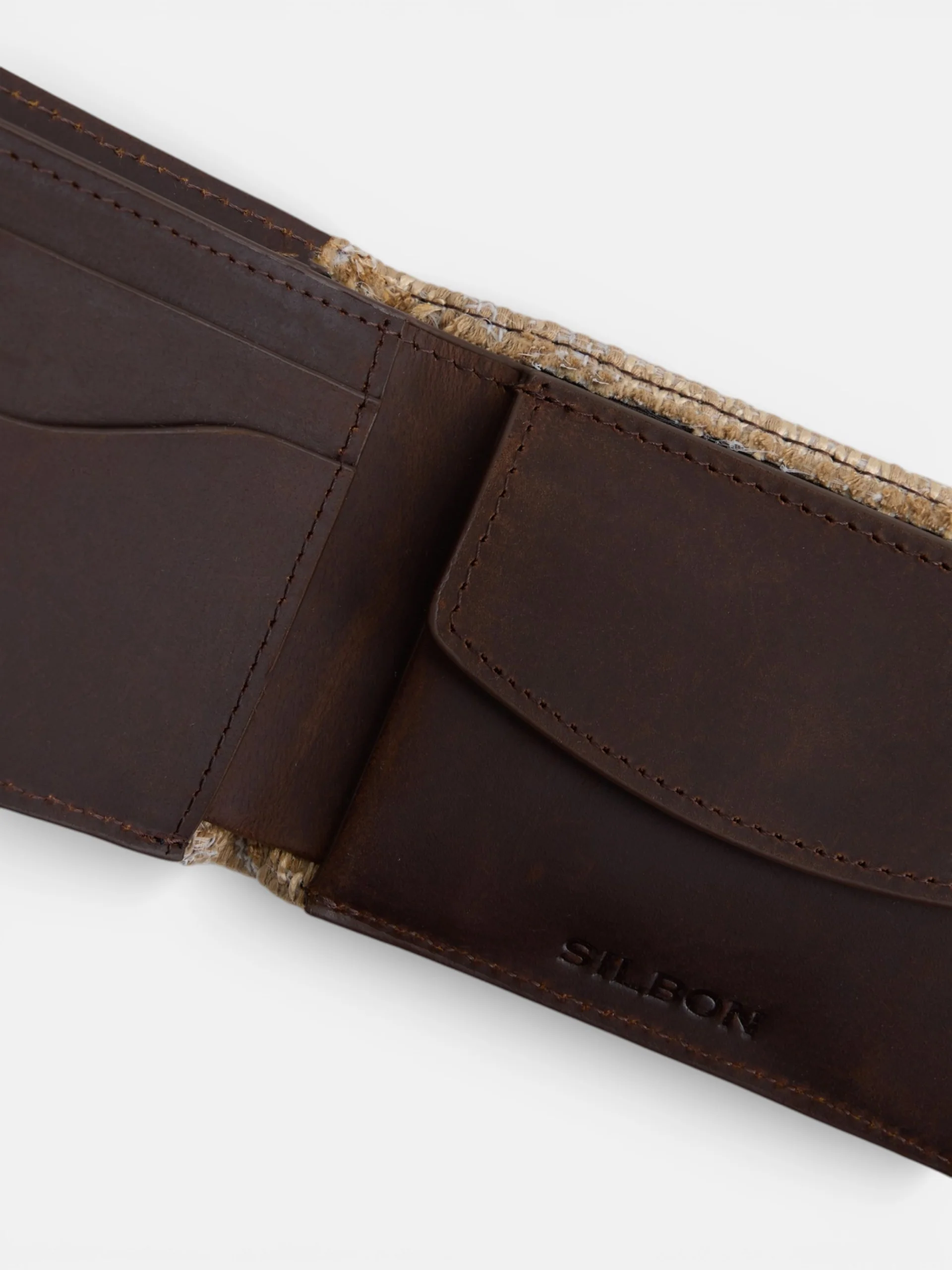 Cartera detalle étnico piel marron - Image 3