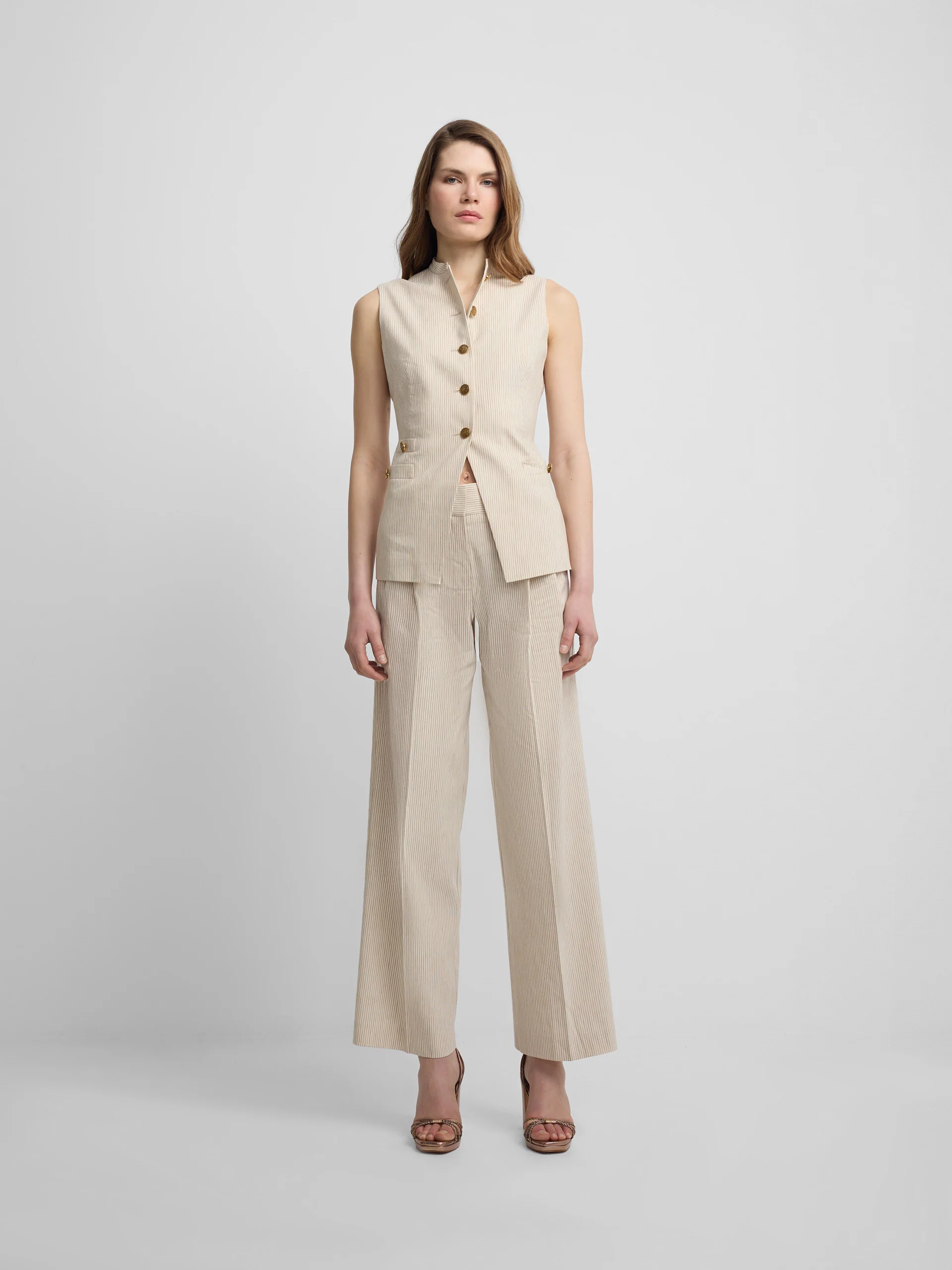 Chaleco botones rayas beige - Image 4