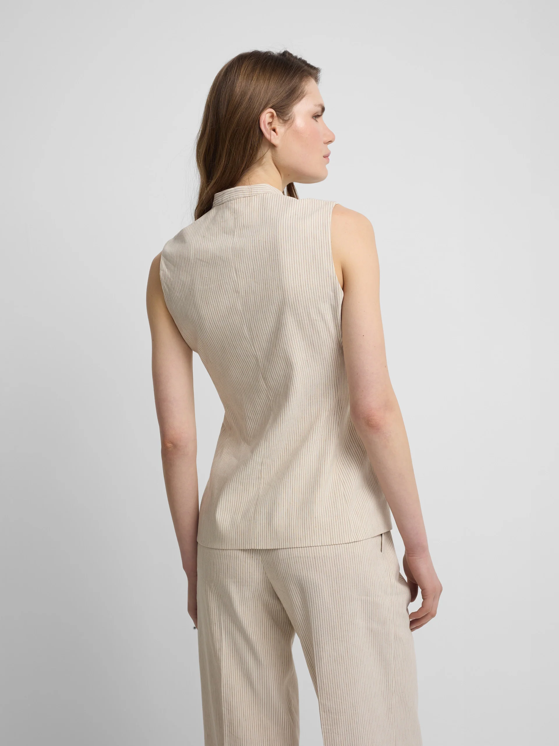 Chaleco botones rayas beige - Image 5