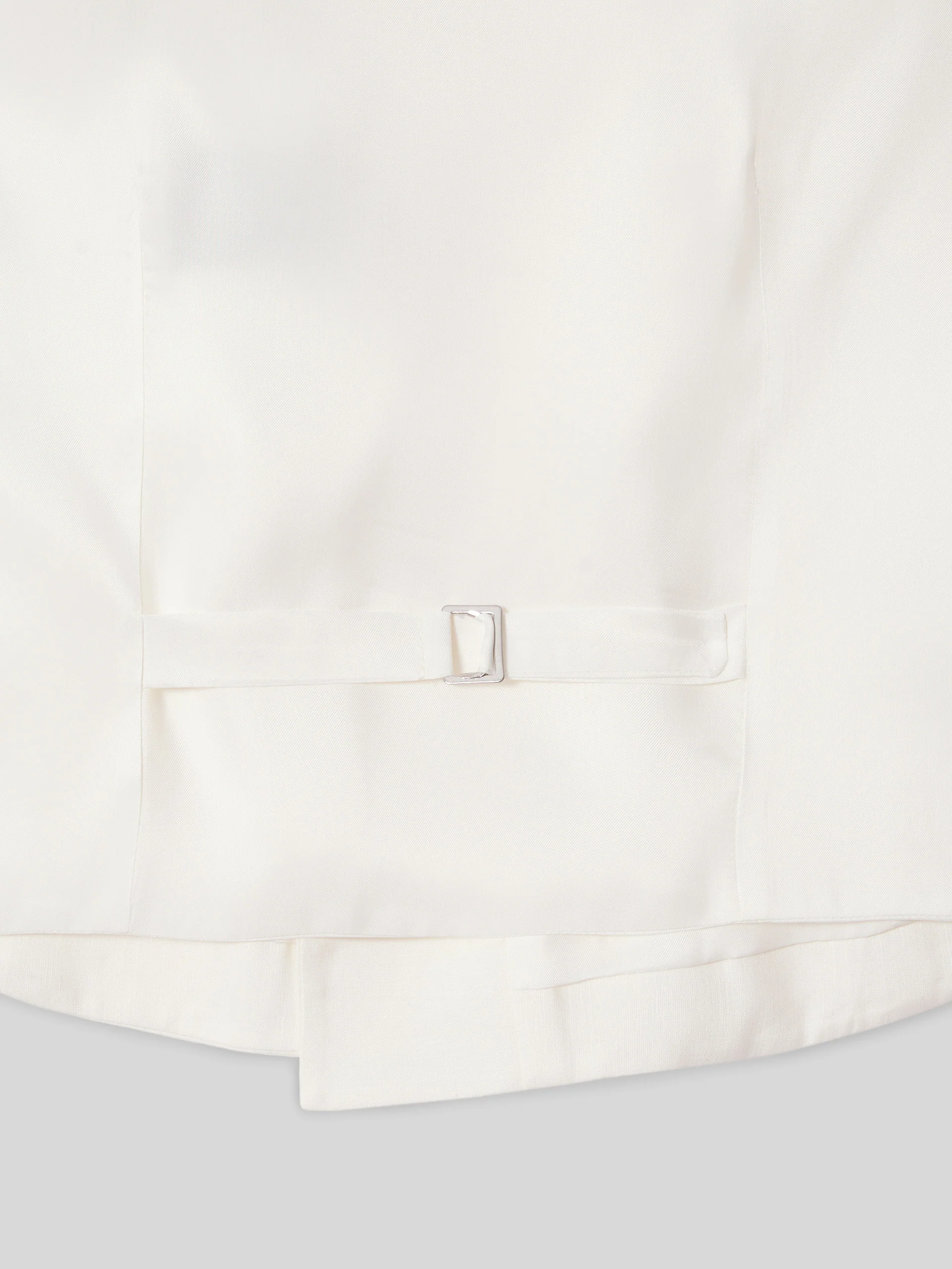 Chaleco chaque clasico blanco roto - Image 7