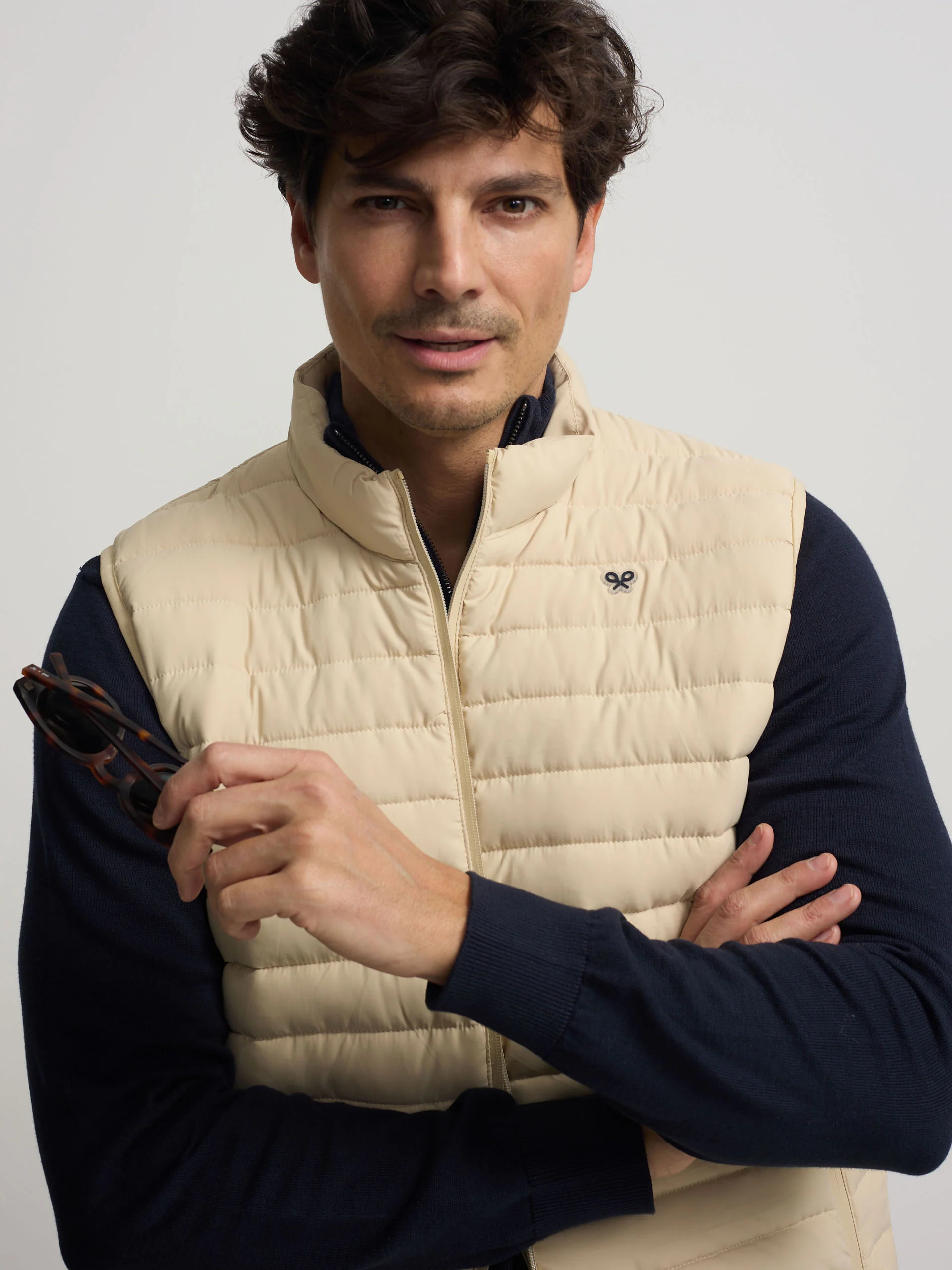 Chaleco padded beige claro - Image 5