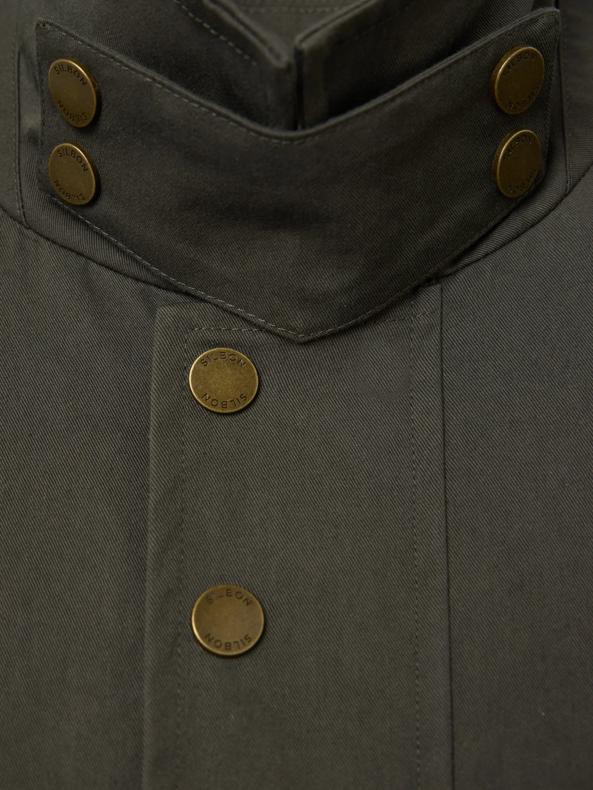 Chaqueta casual cinturon verde - Image 11