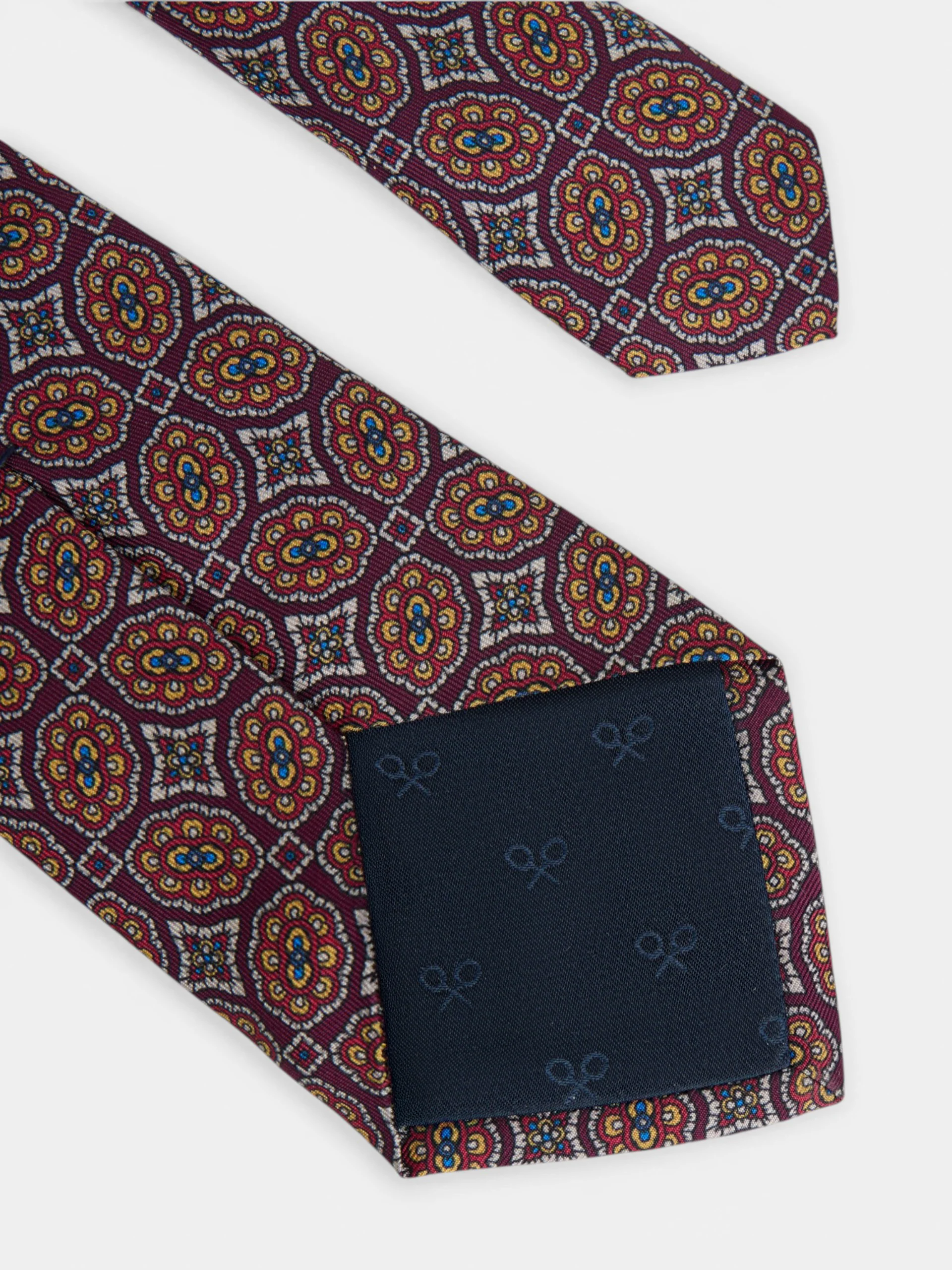 Corbata motivo azulejo burdeos - Image 4