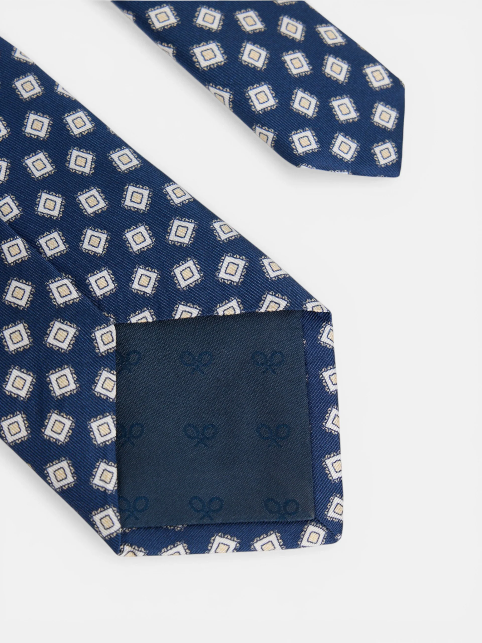 Corbata motivo cuadro irregular azul marino - Image 4