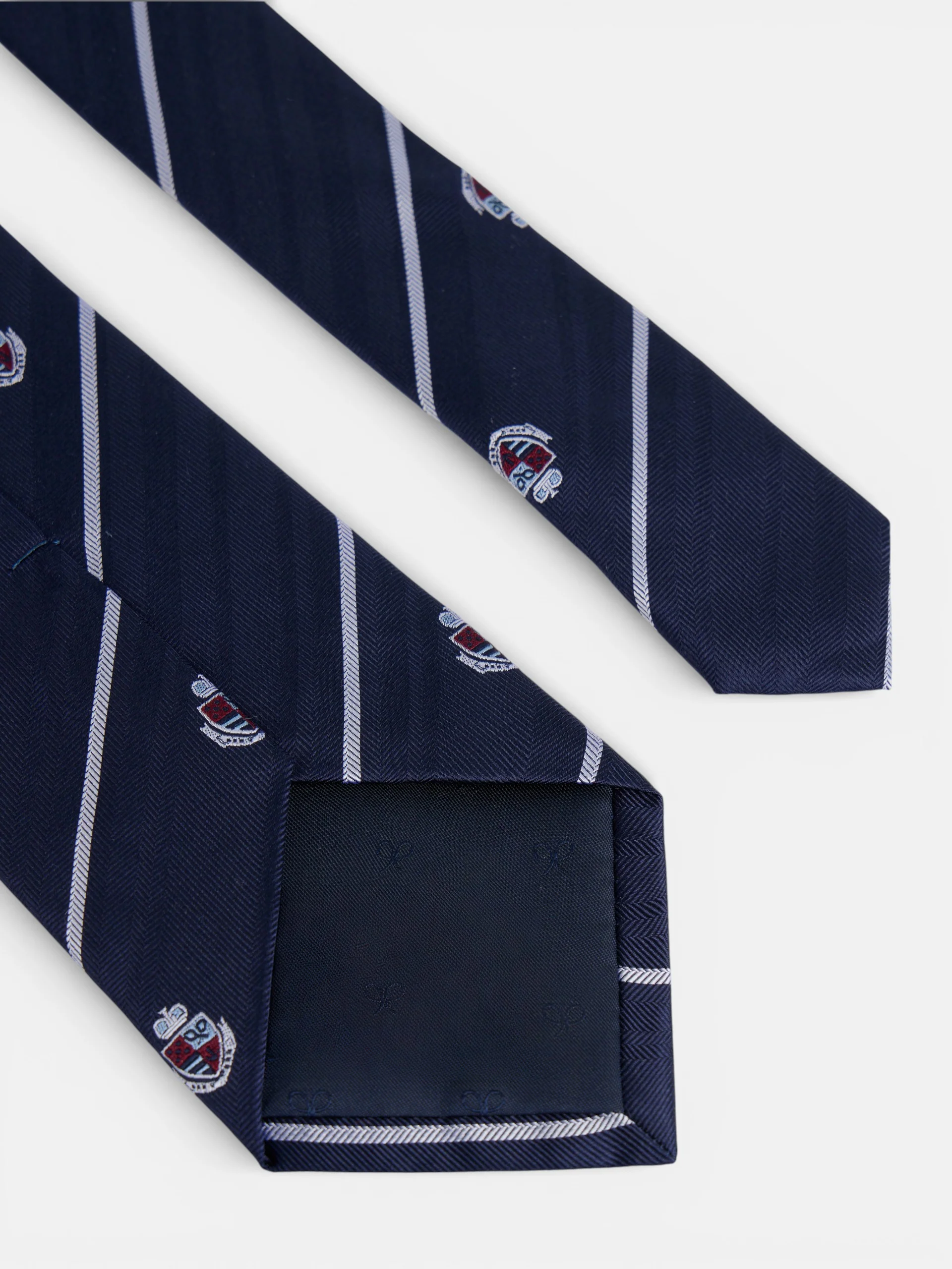Corbata rayas escudos azul oscuro - Image 4