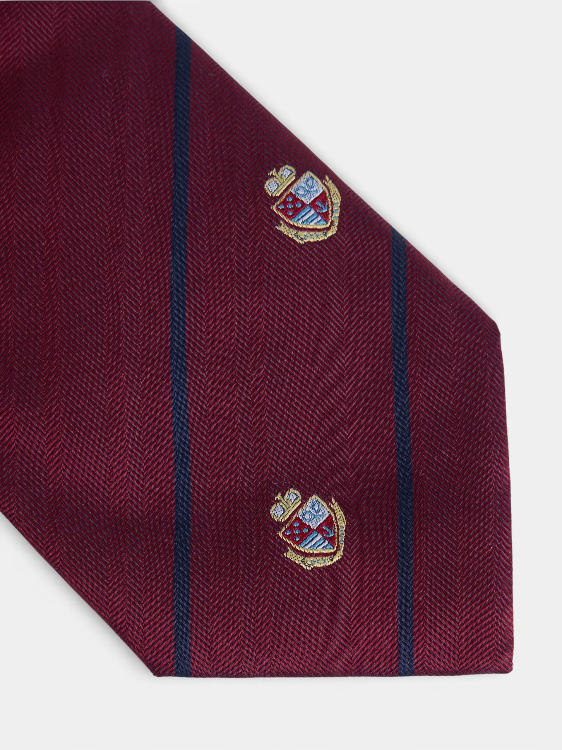 Corbata rayas escudos burdeos - Image 3