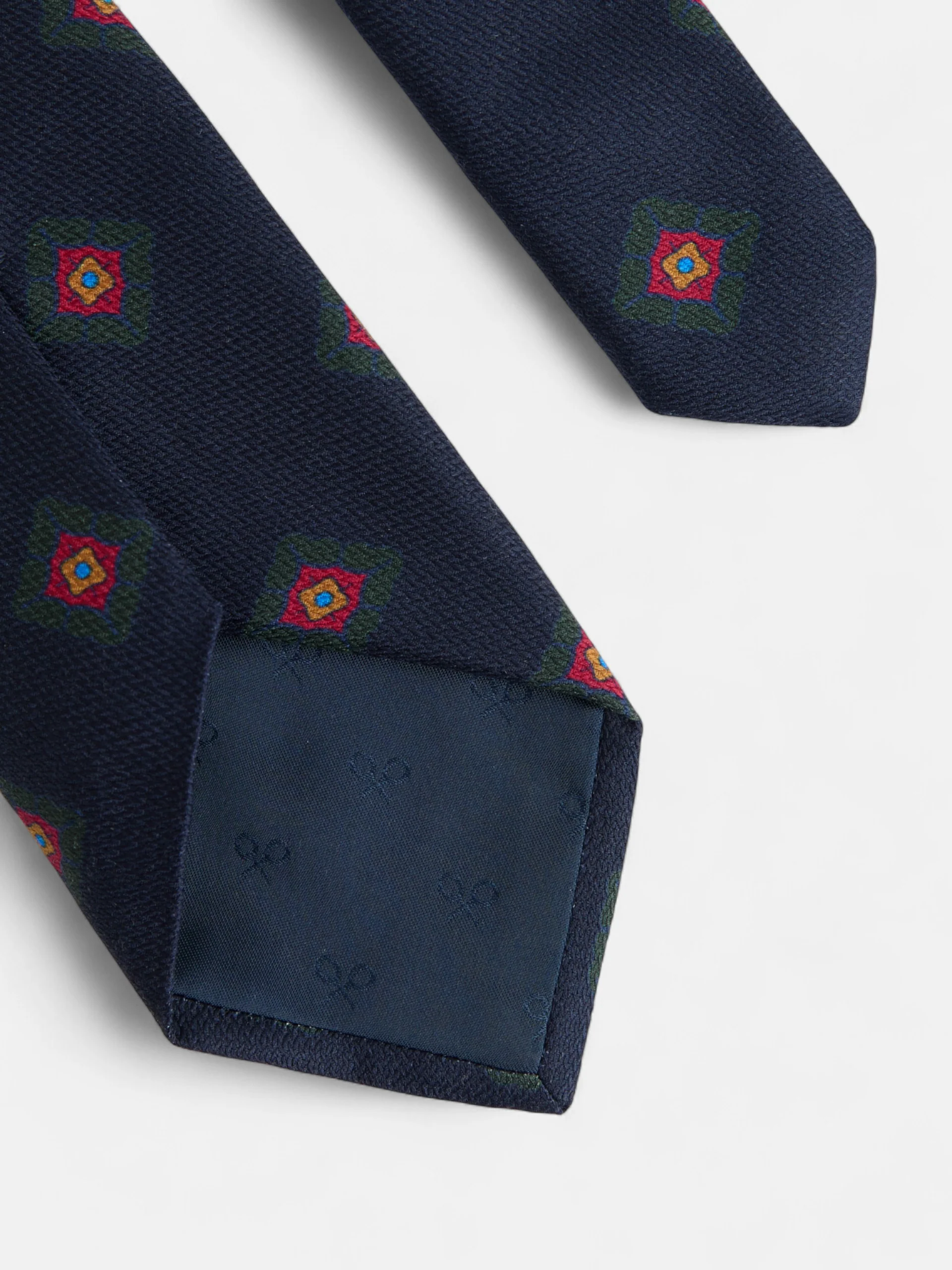 Corbata seda motivo geometrico azul marino - Image 3