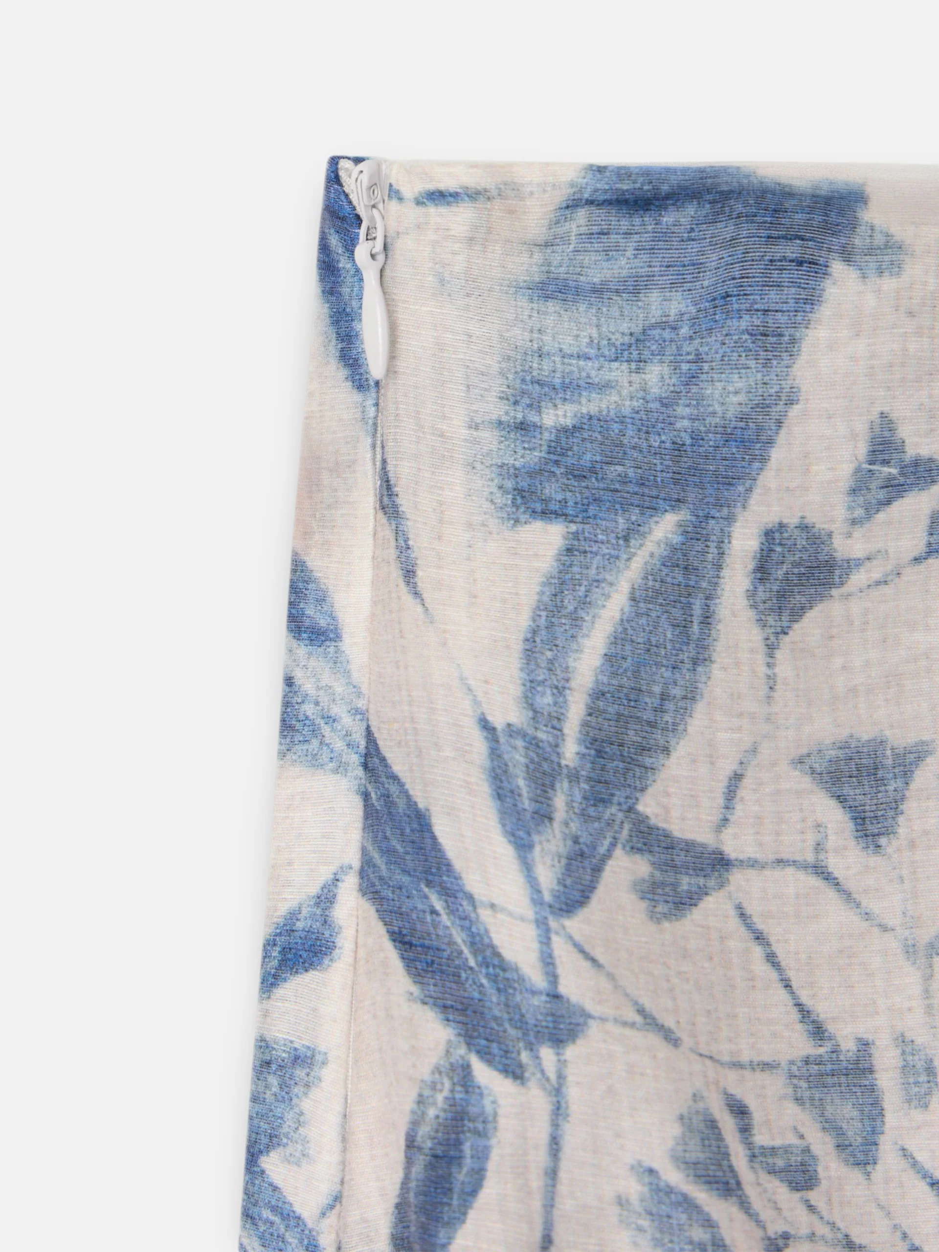 Falda estampado flores azul - Image 9