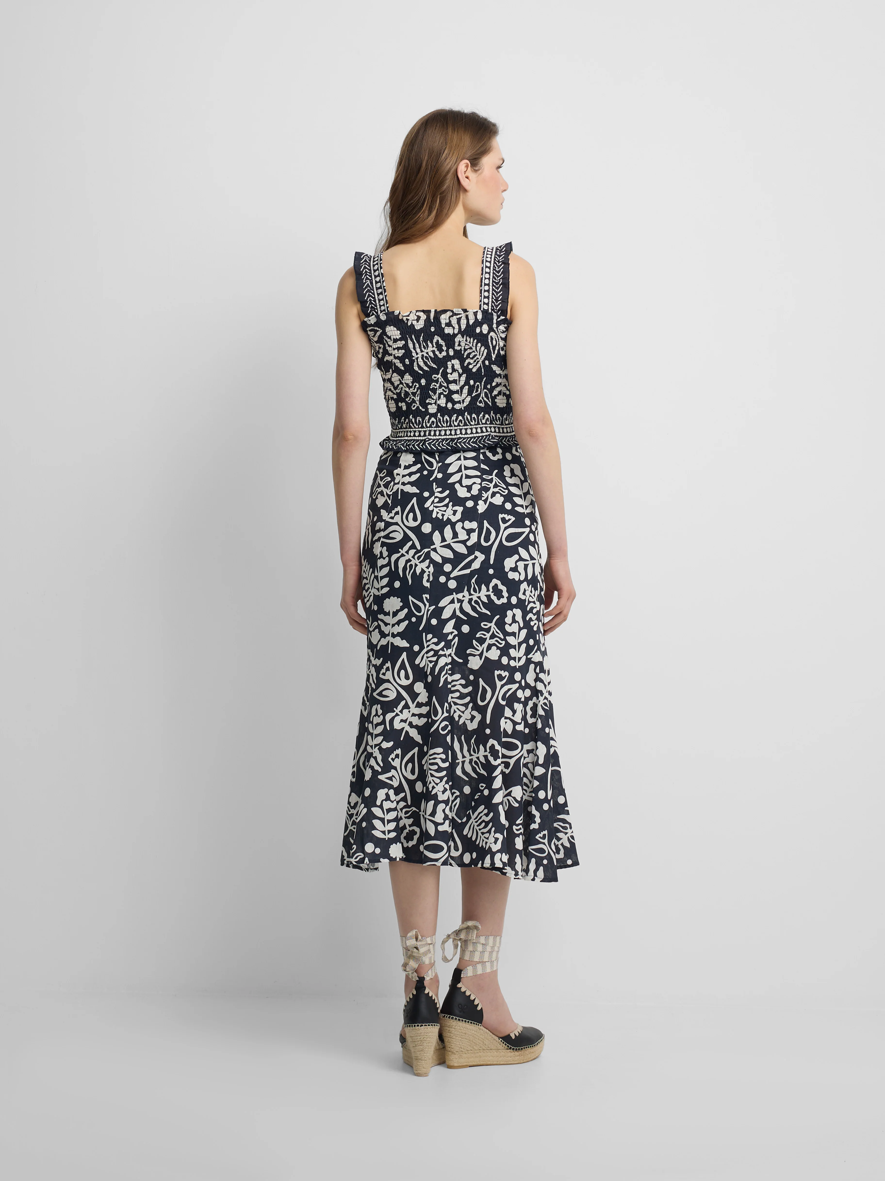 Falda fluida volantes estampado marino - Image 6