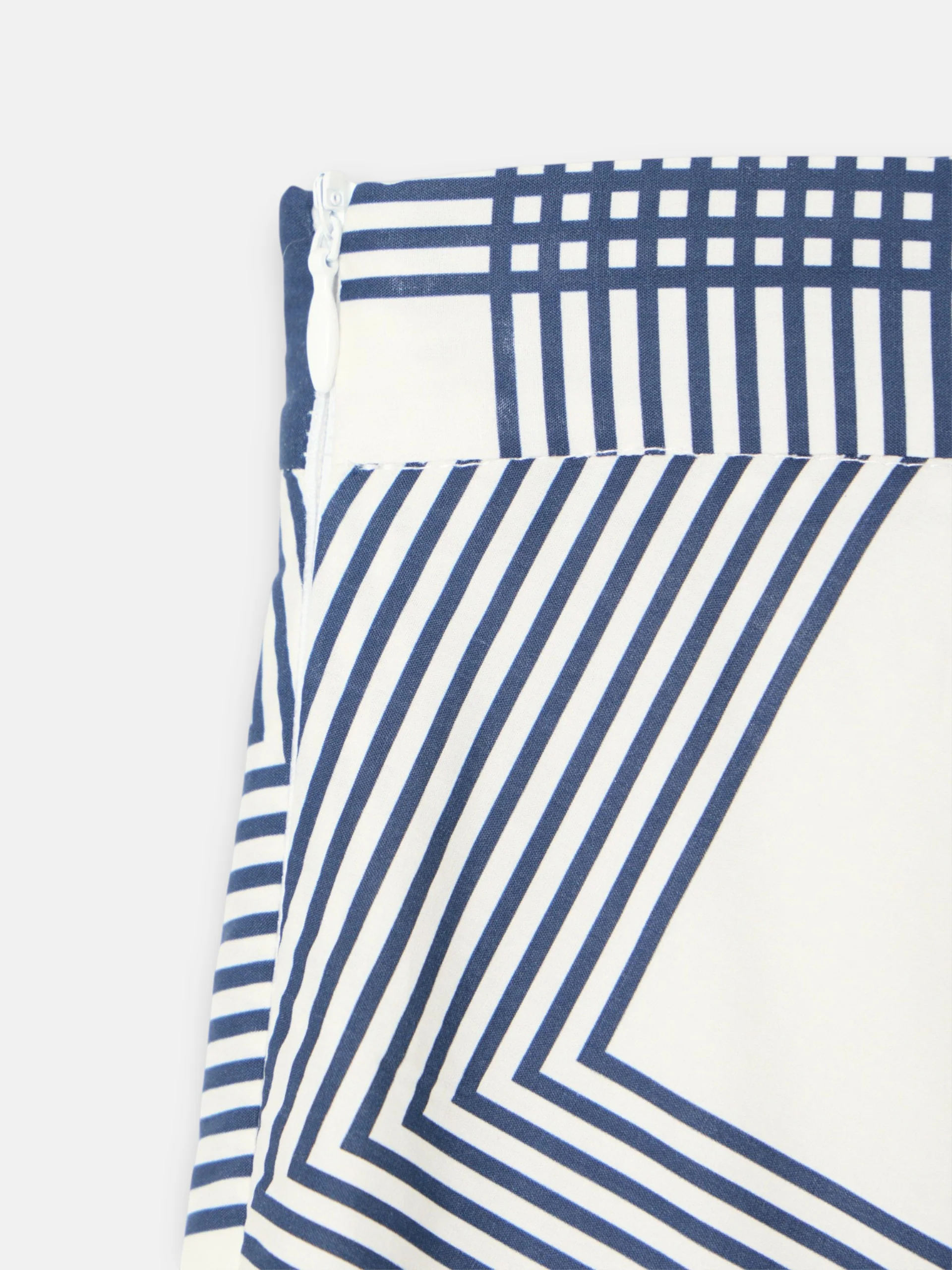 Falda midi unique estampado azul - Image 10