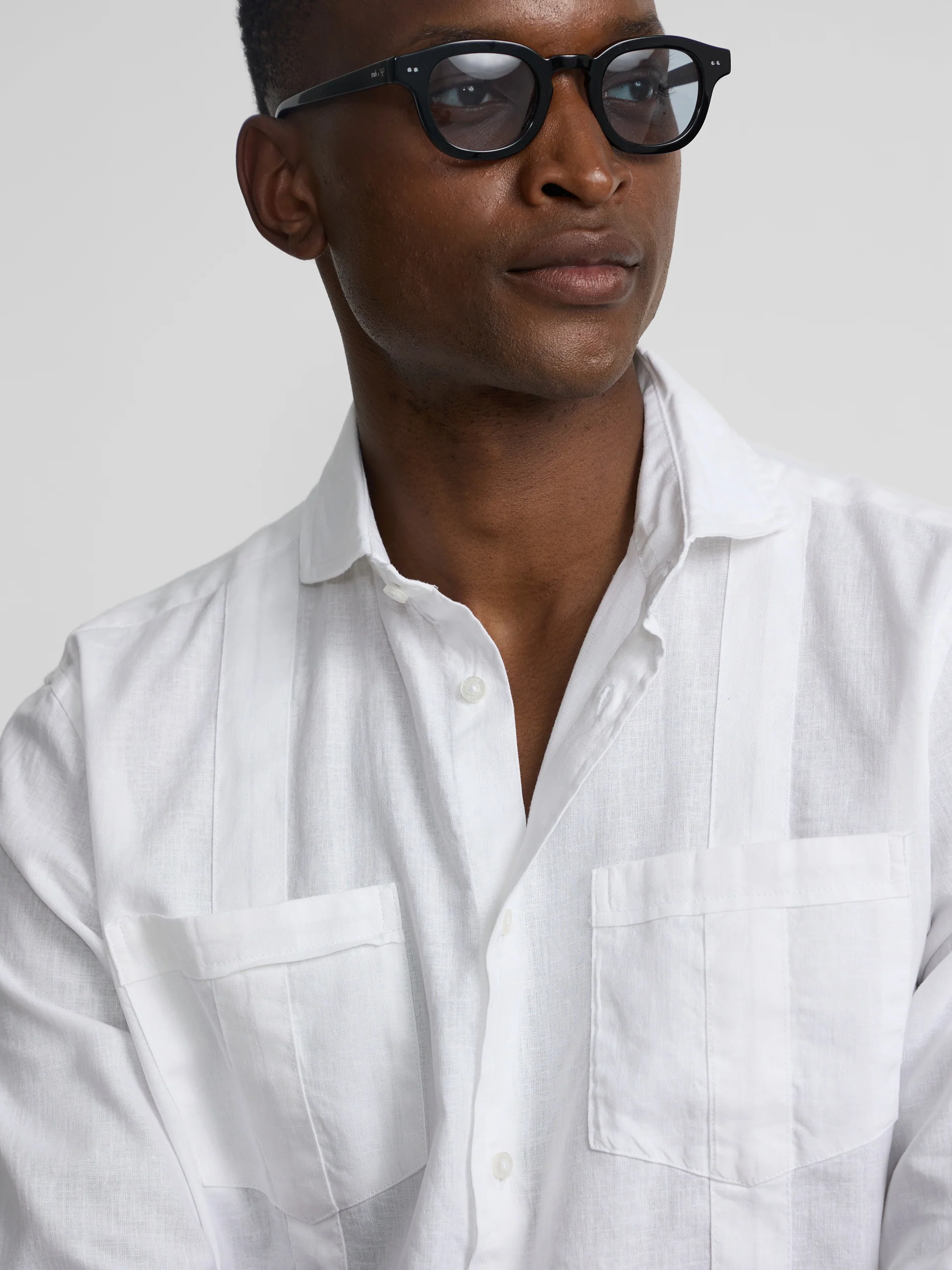 Guayabera sport lino blanca - Image 5