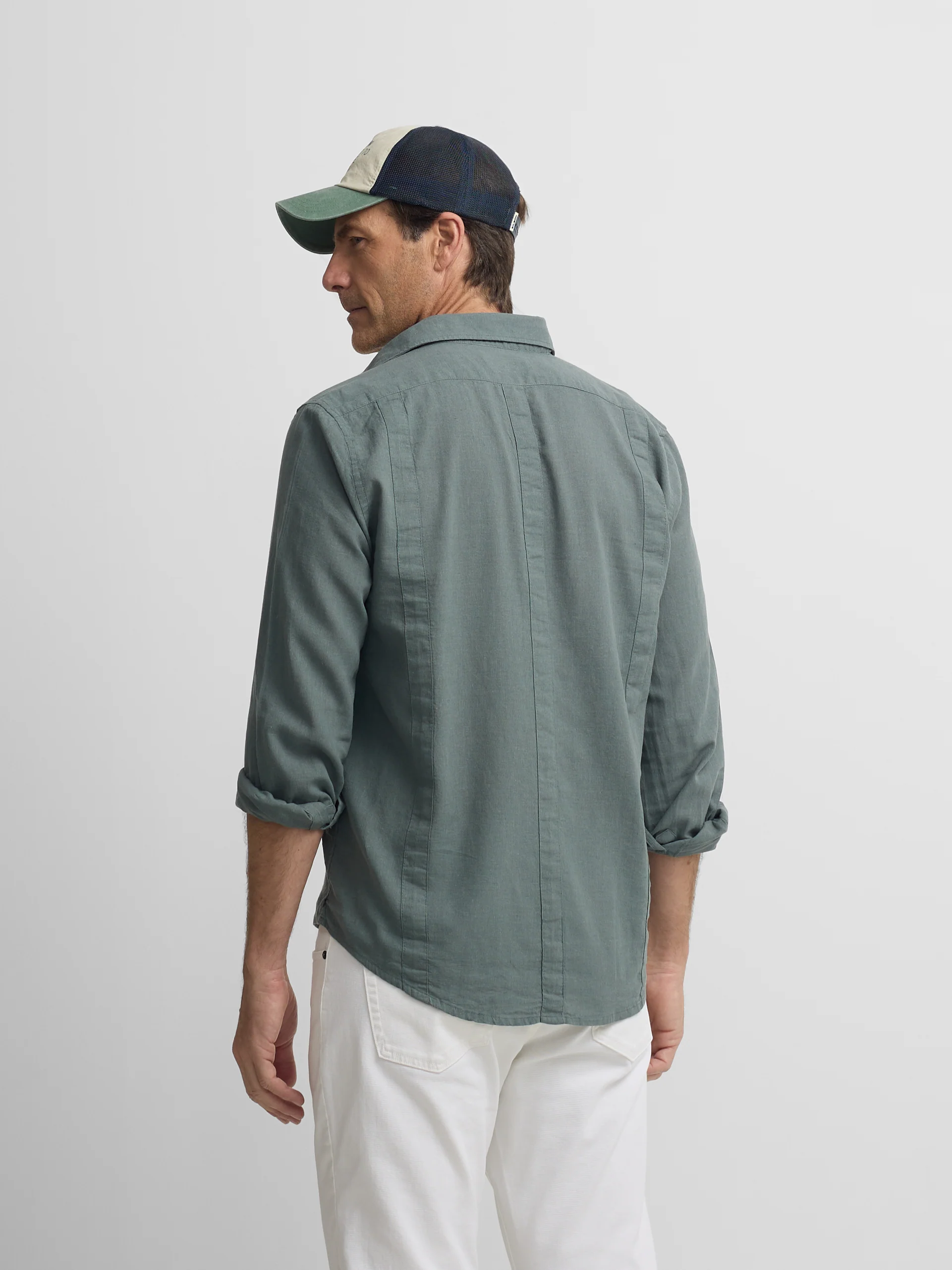 Guayabera sport lino verde - Image 6