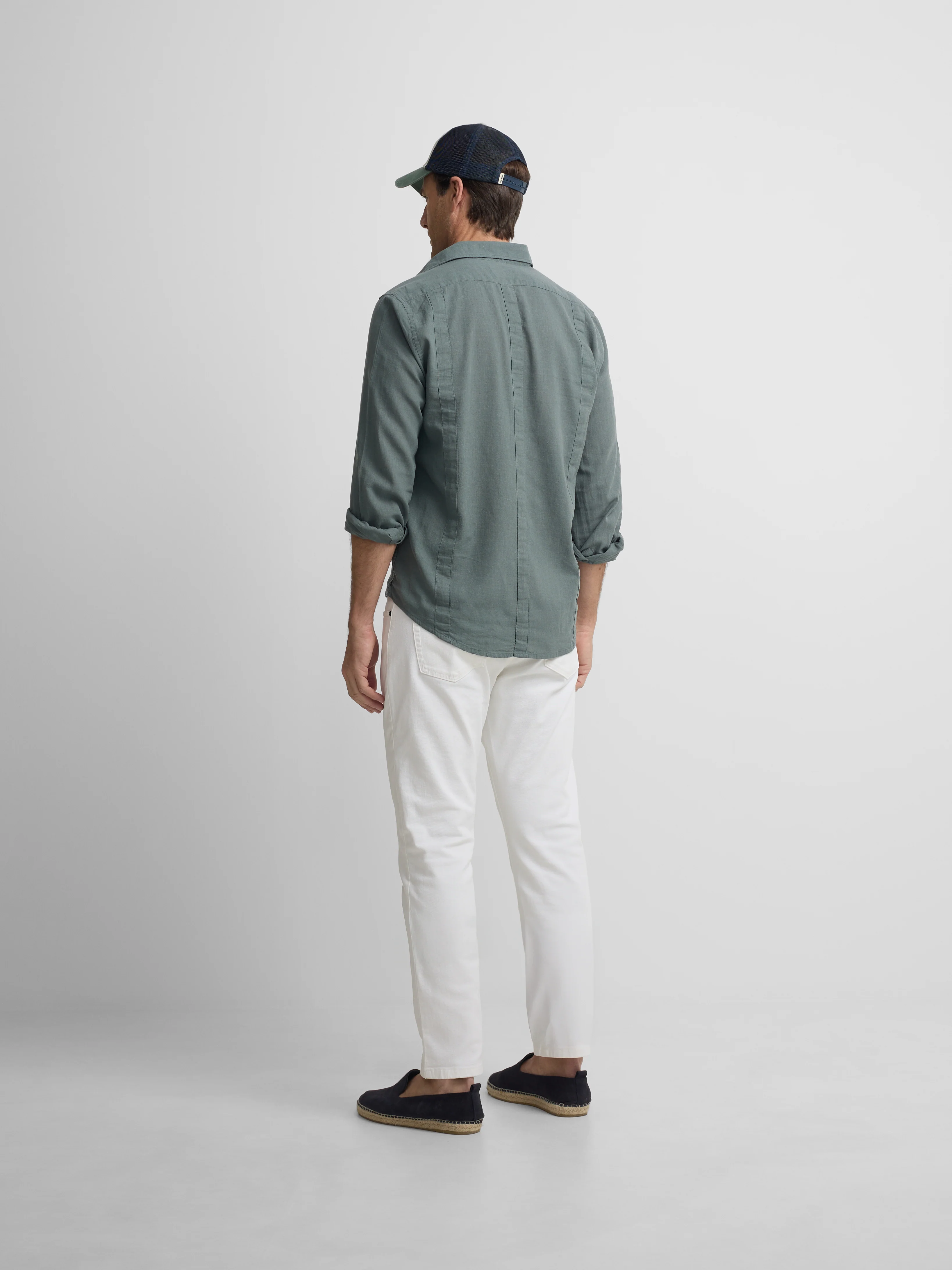Guayabera sport lino verde - Image 7