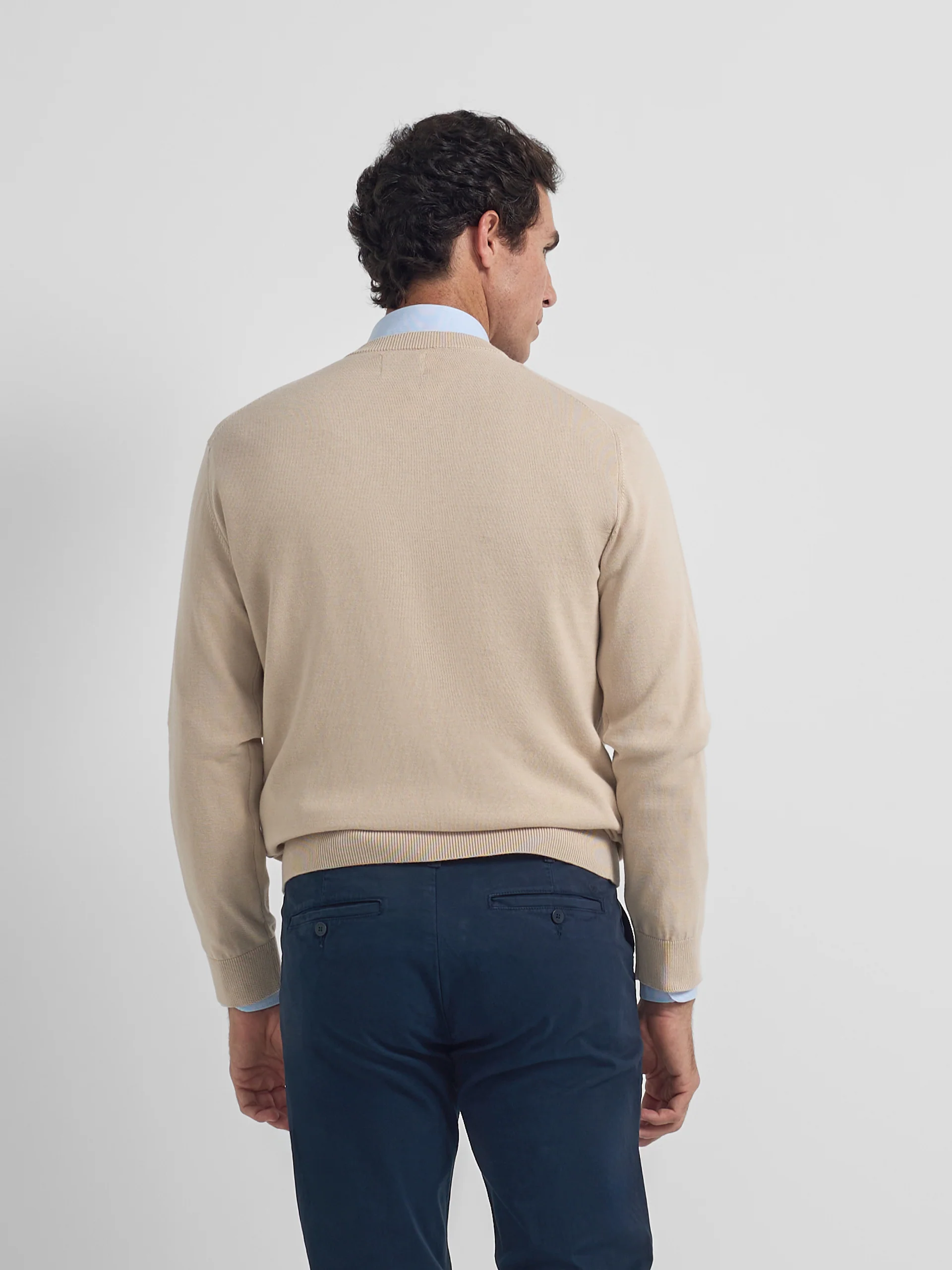 Jersey cuello pico business beige - Image 6