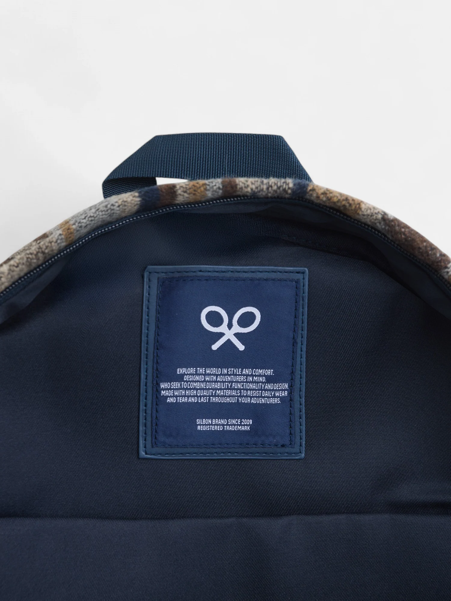 Mochila sport tejido etnico azul marino - Image 5