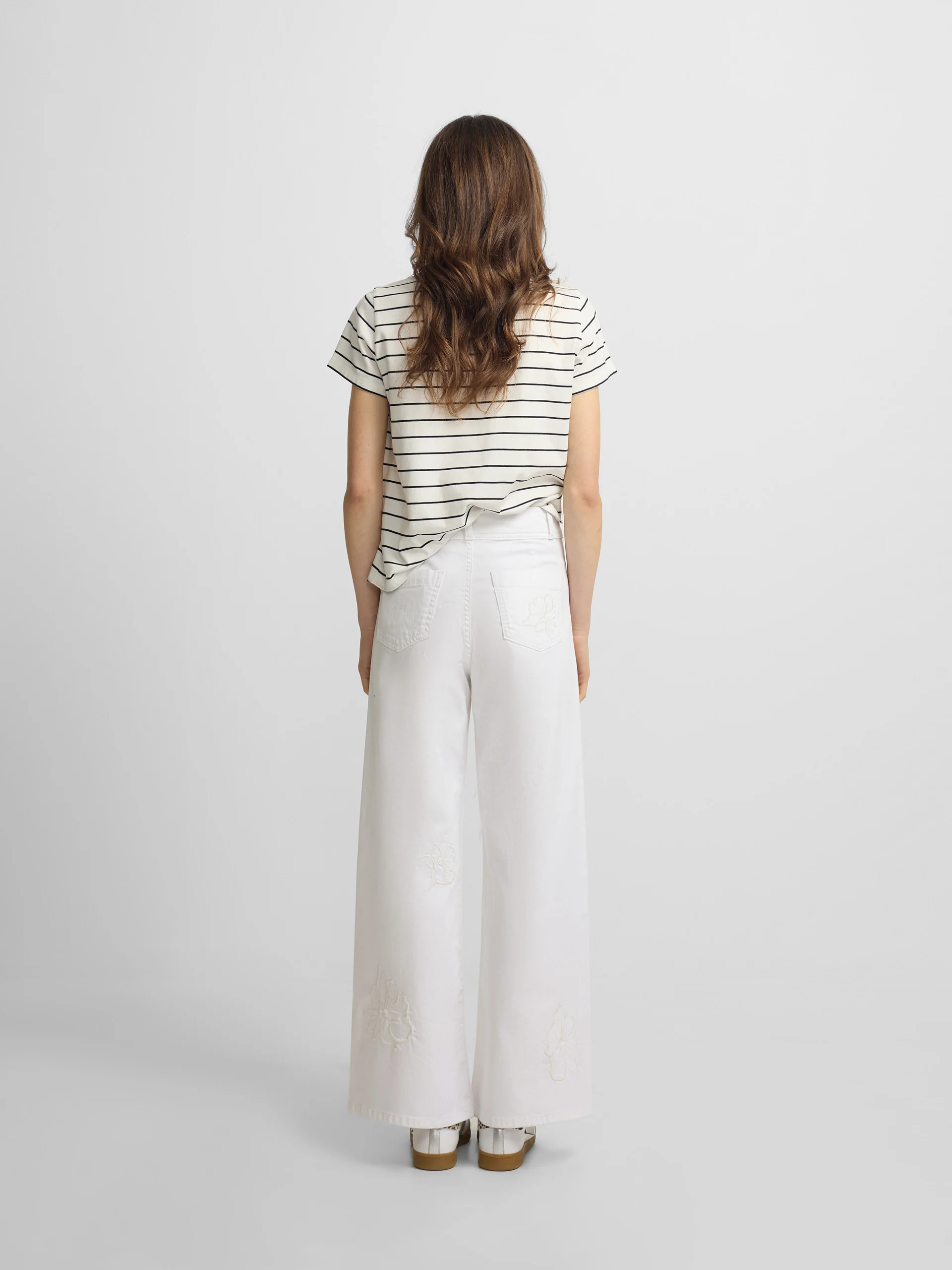 Pantalon bordados flores crudo - Image 5