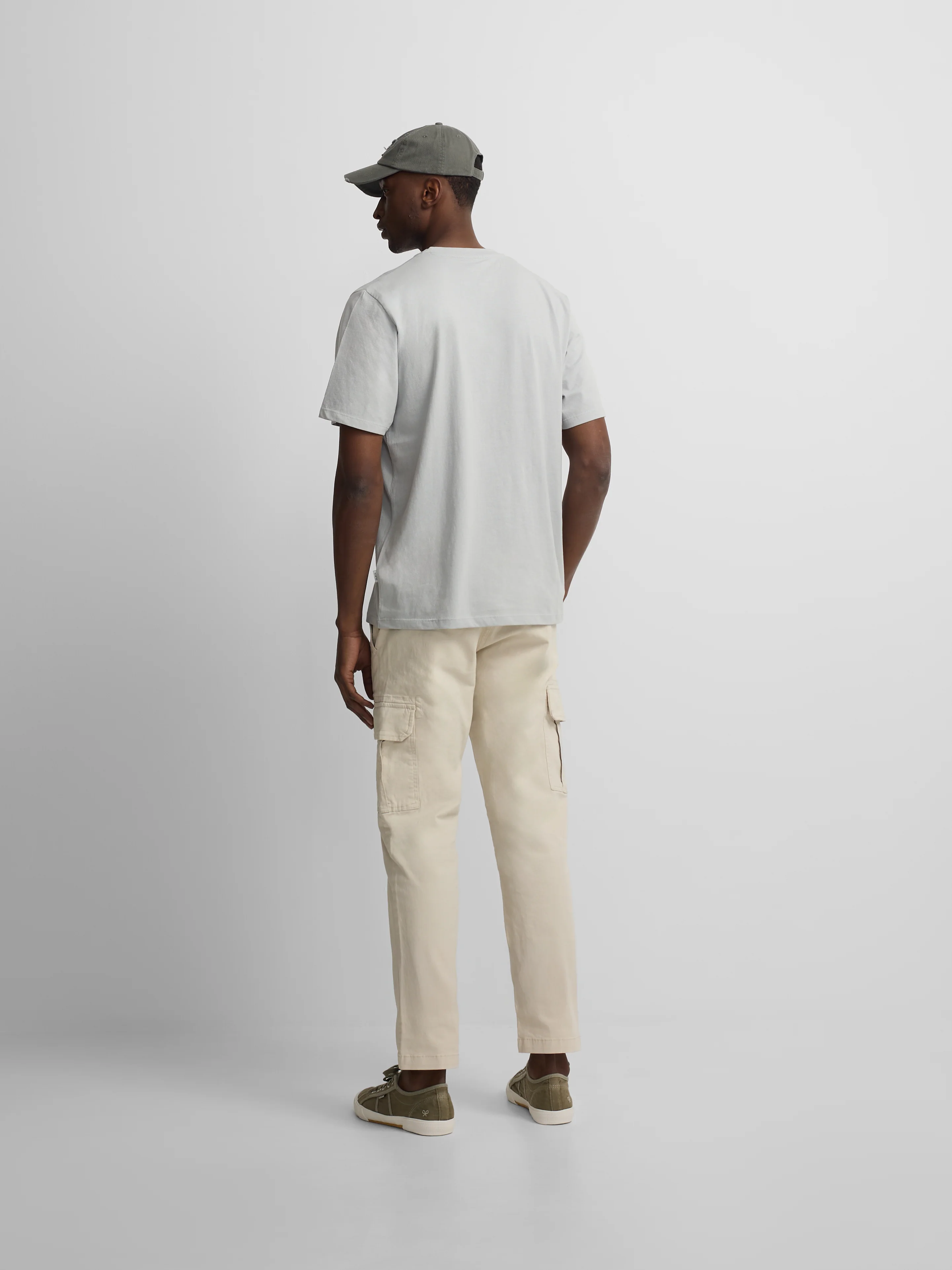 Pantalon cargo casual piedra - Image 5