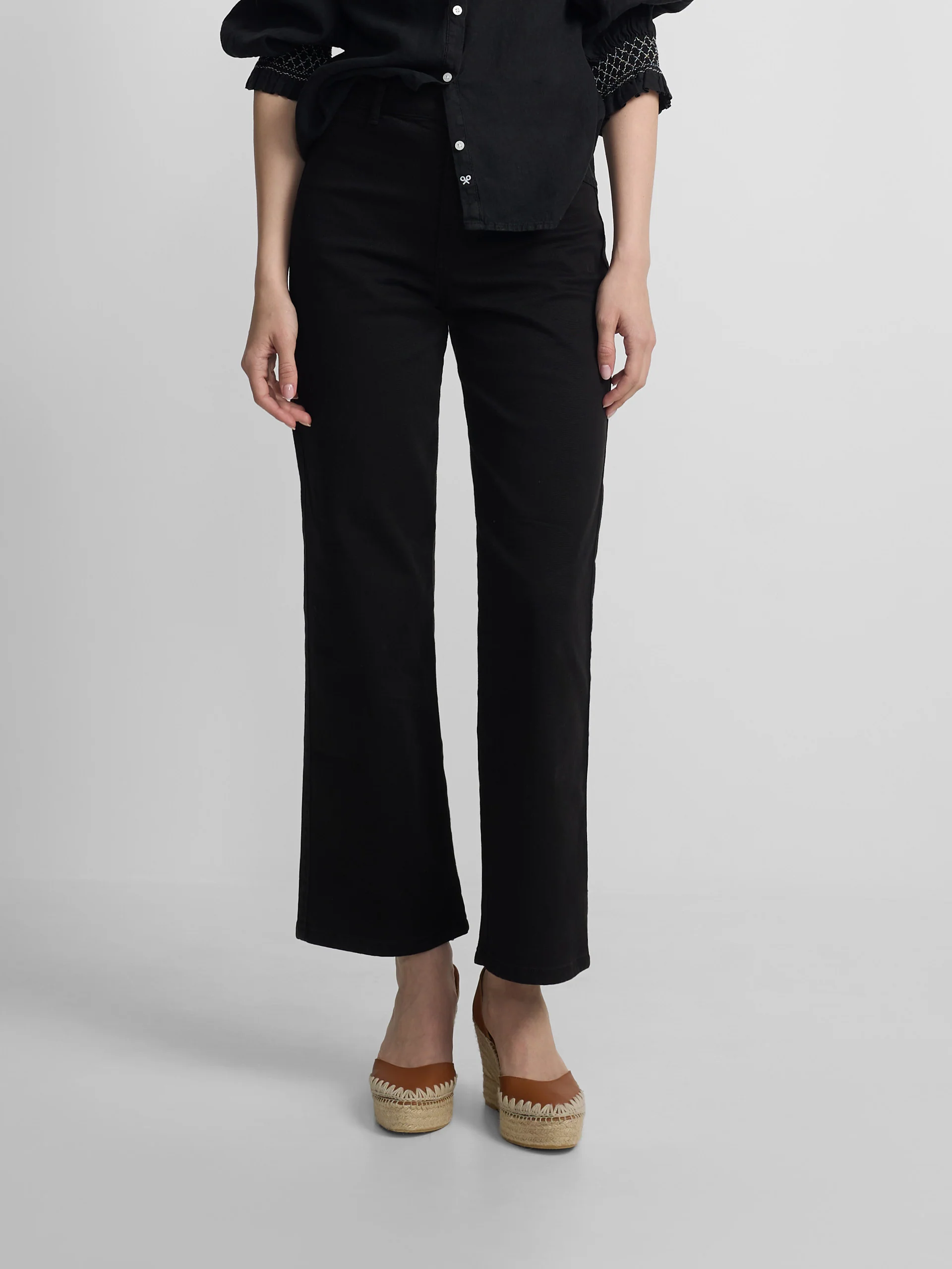 Pantalon culotte negro - Image 4