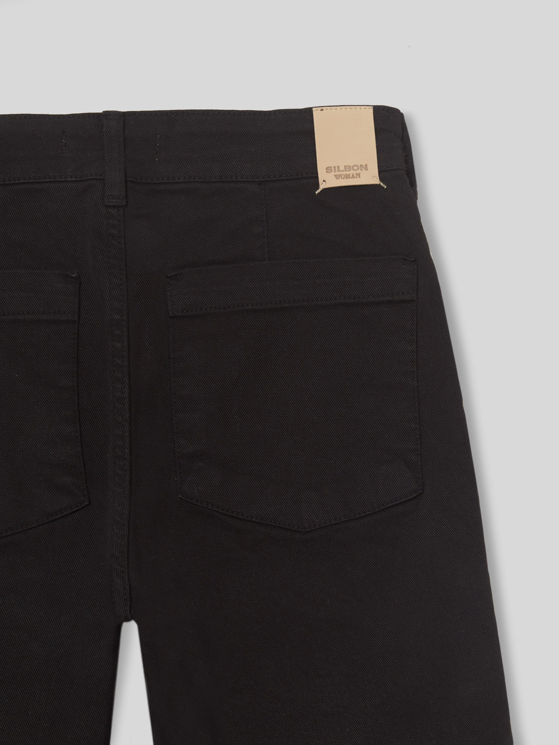 Pantalon culotte negro - Image 9