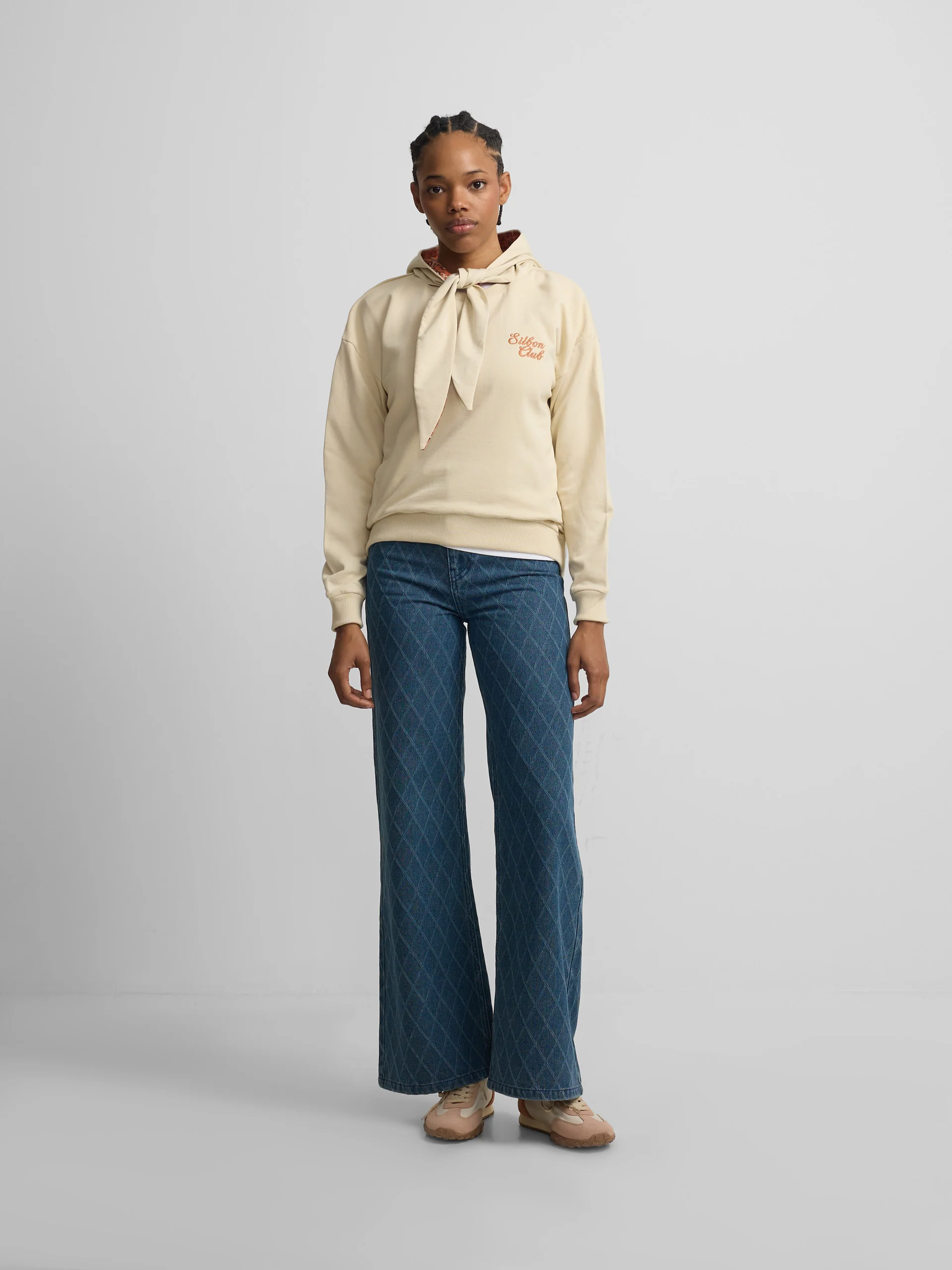 Pantalon denim estampado rombos azul