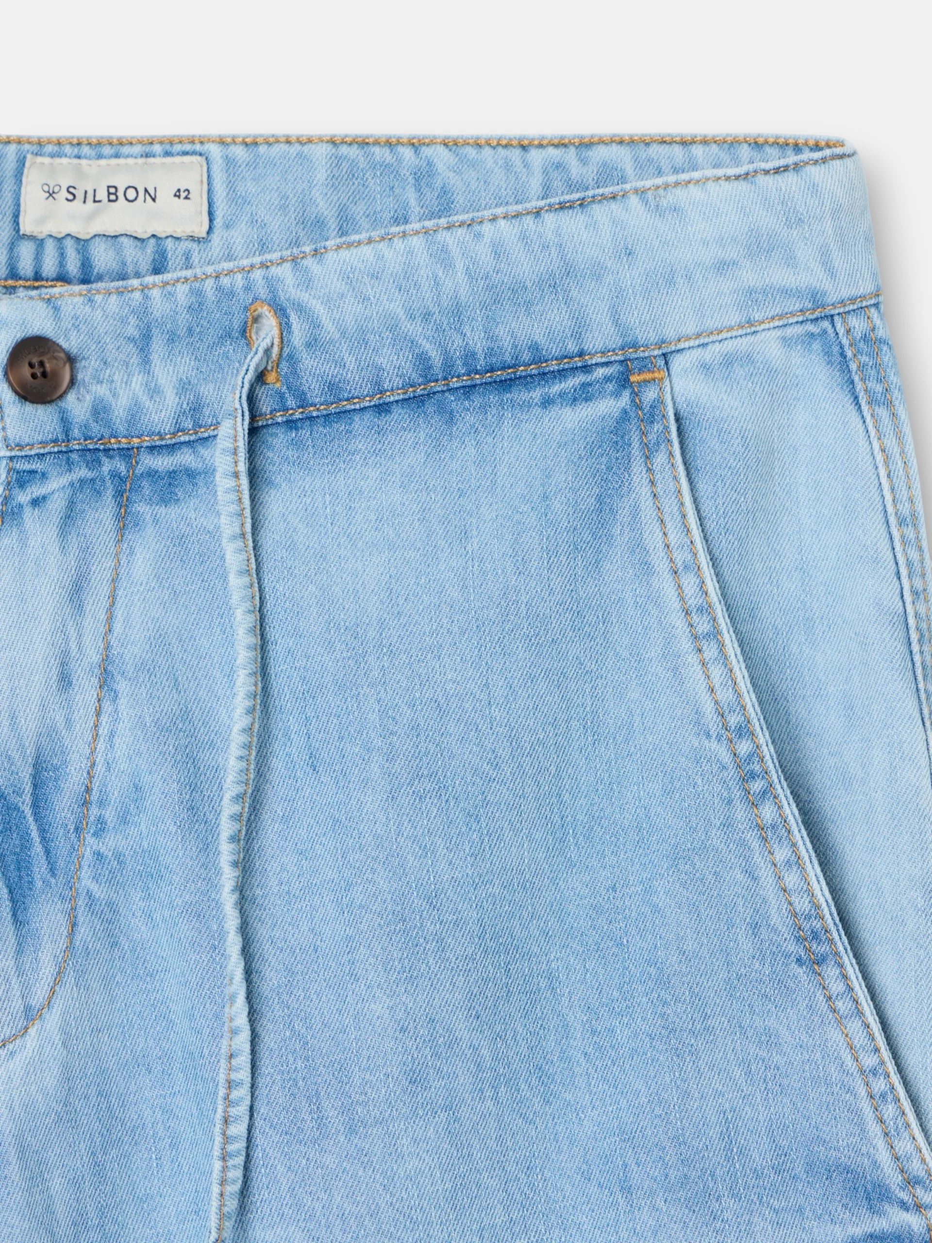Pantalon jogger denim azul claro - Image 2