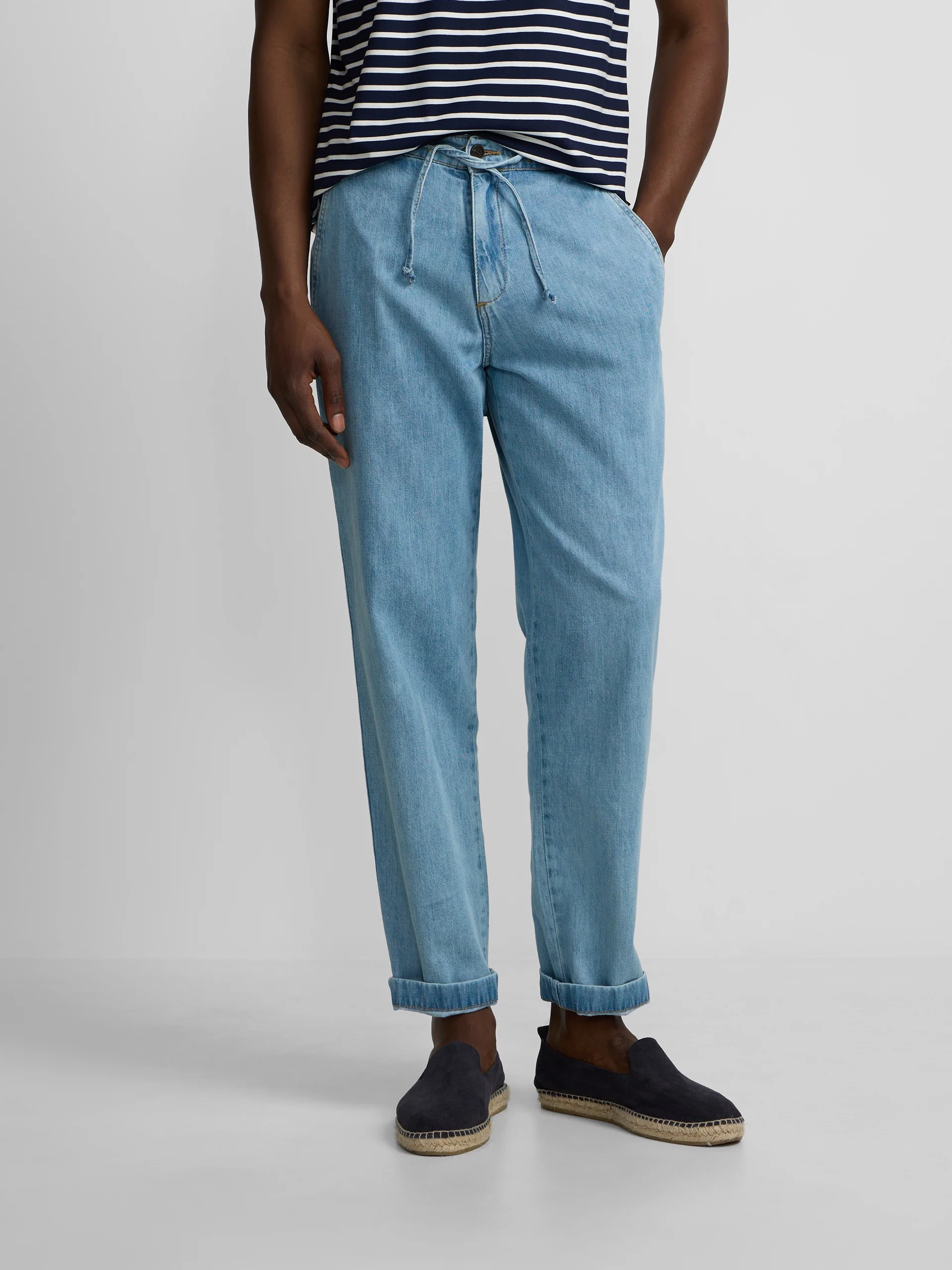 Pantalon jogger denim azul claro - Image 3