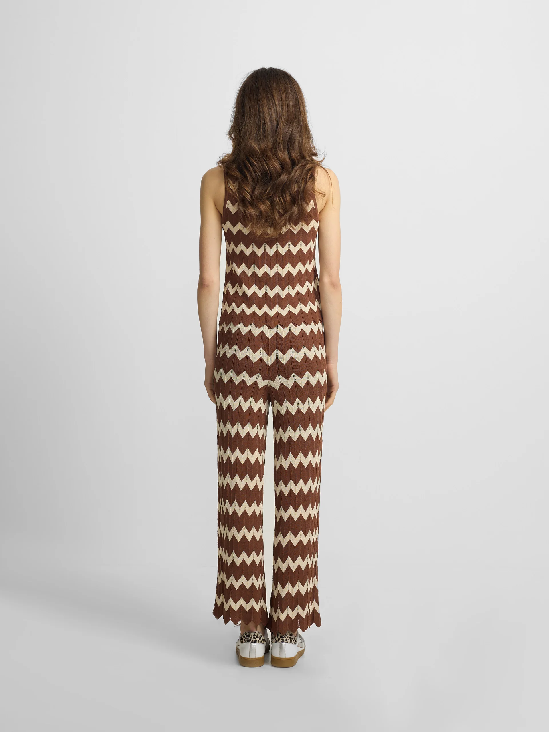 Pantalon punto espiga marrones - Image 6