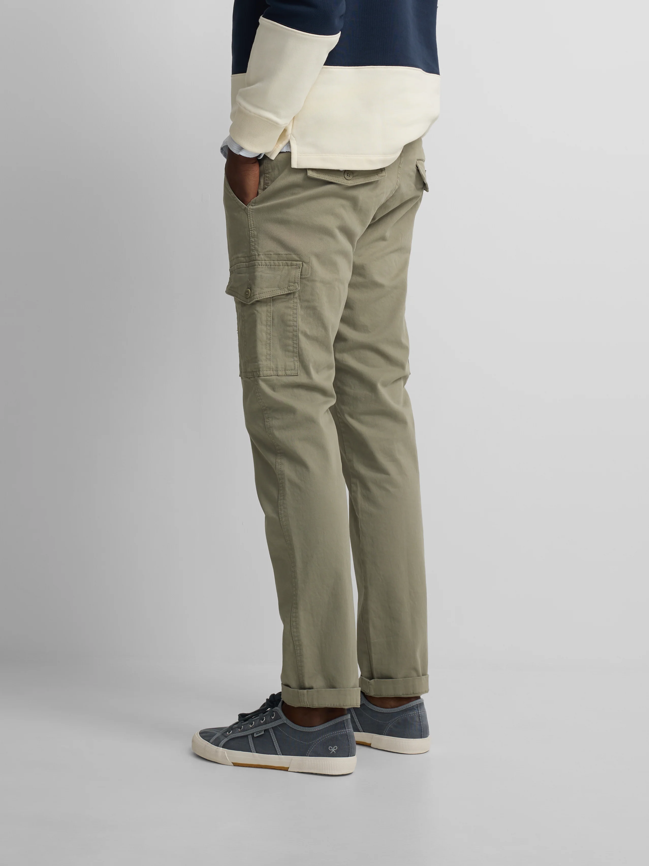 Pantalon sport cargo verde medio - Image 5