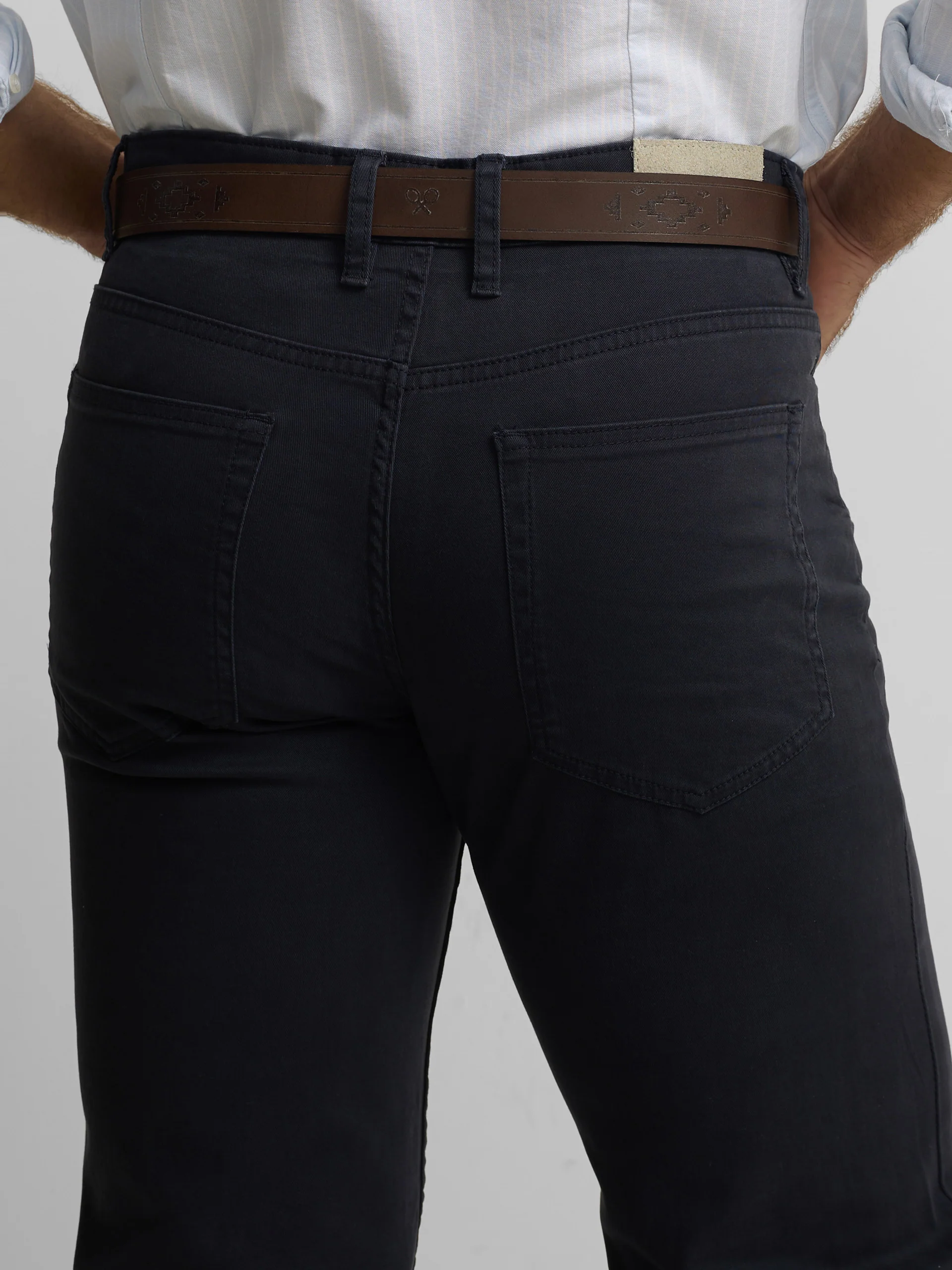 Pantalon sport cinco bolsillos azul navy - Image 4