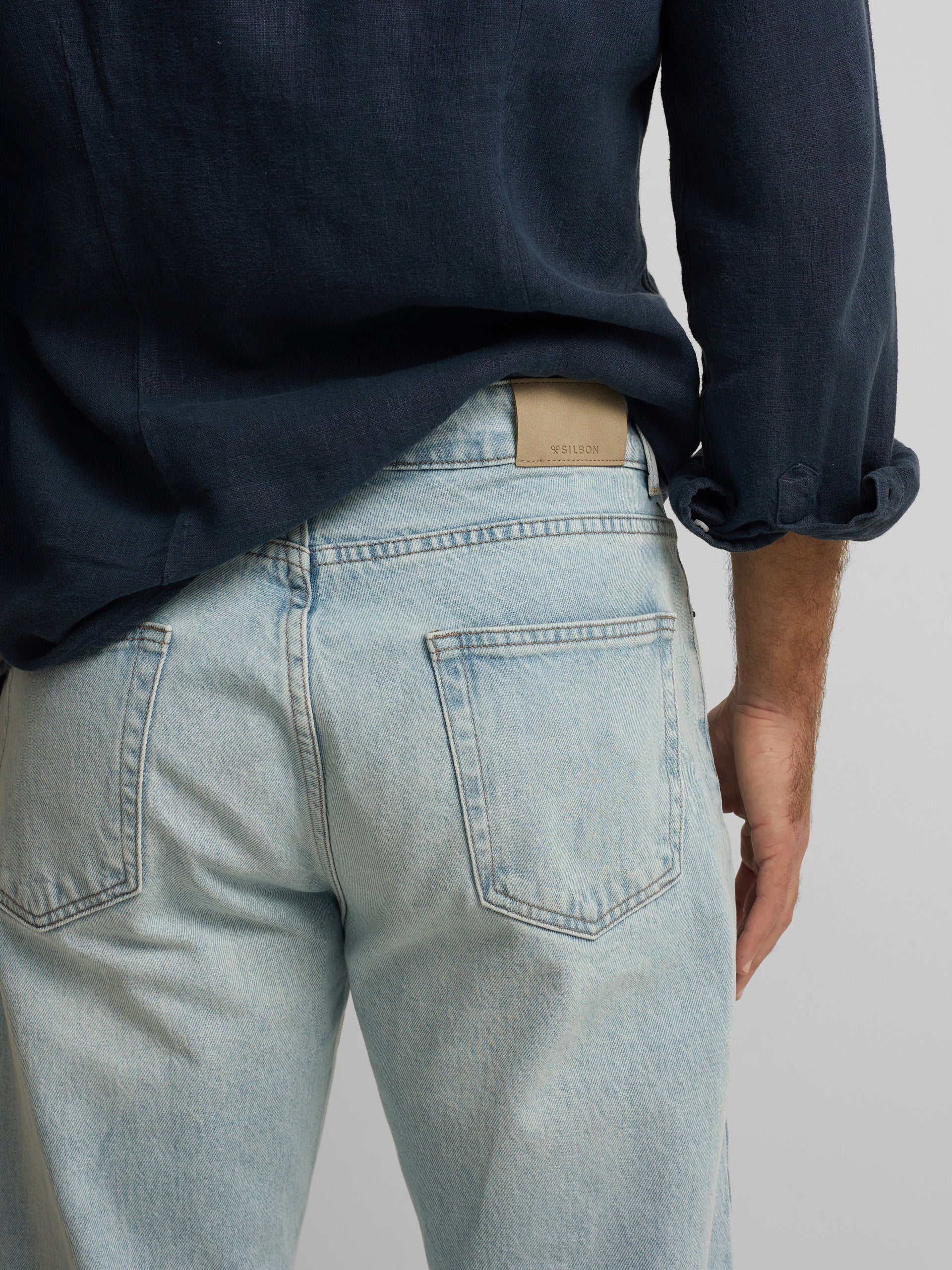 Pantalon sport denim tapered azul claro - Image 7