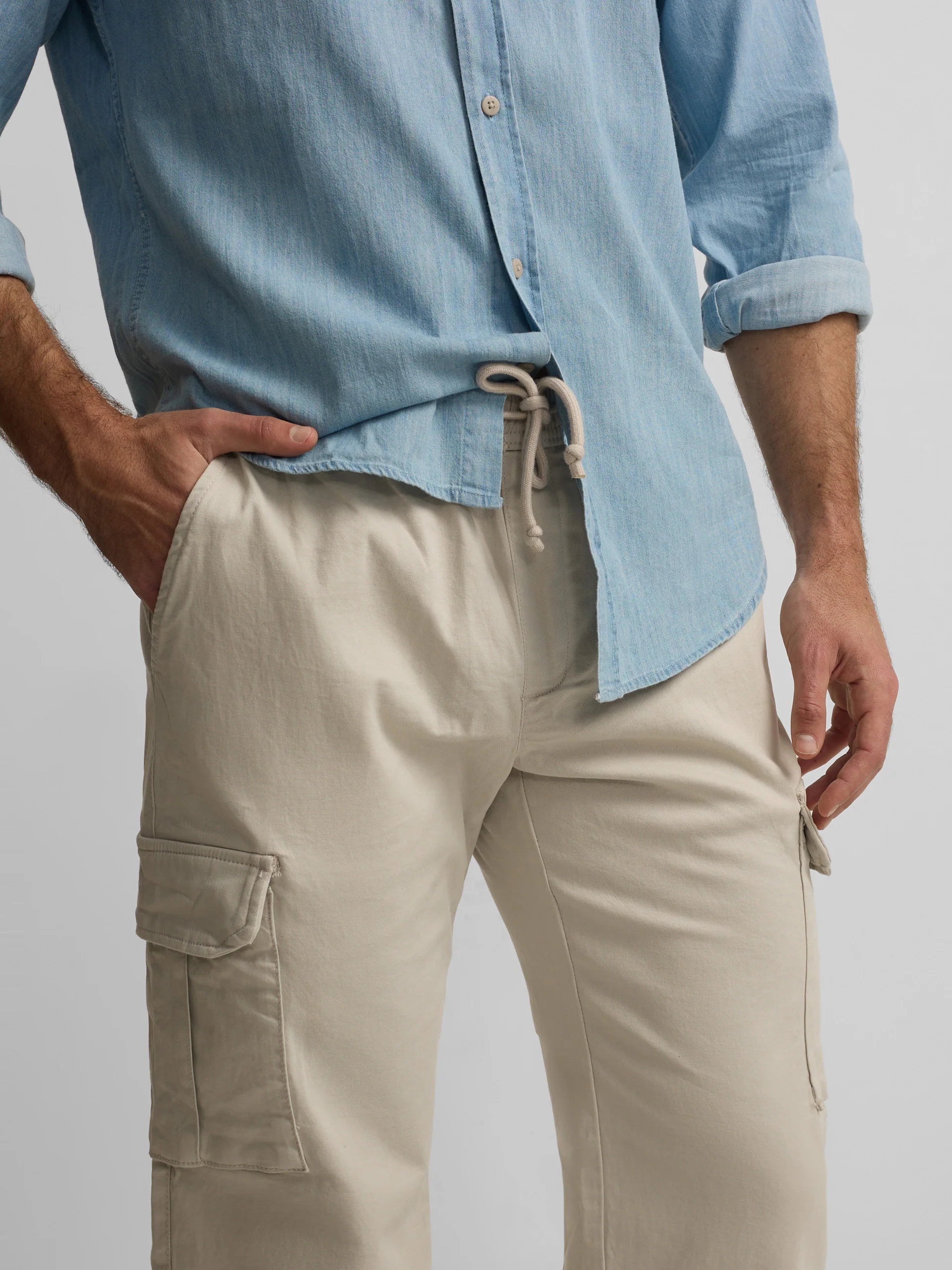 Pantalon sport jogger cargo beige - Image 3