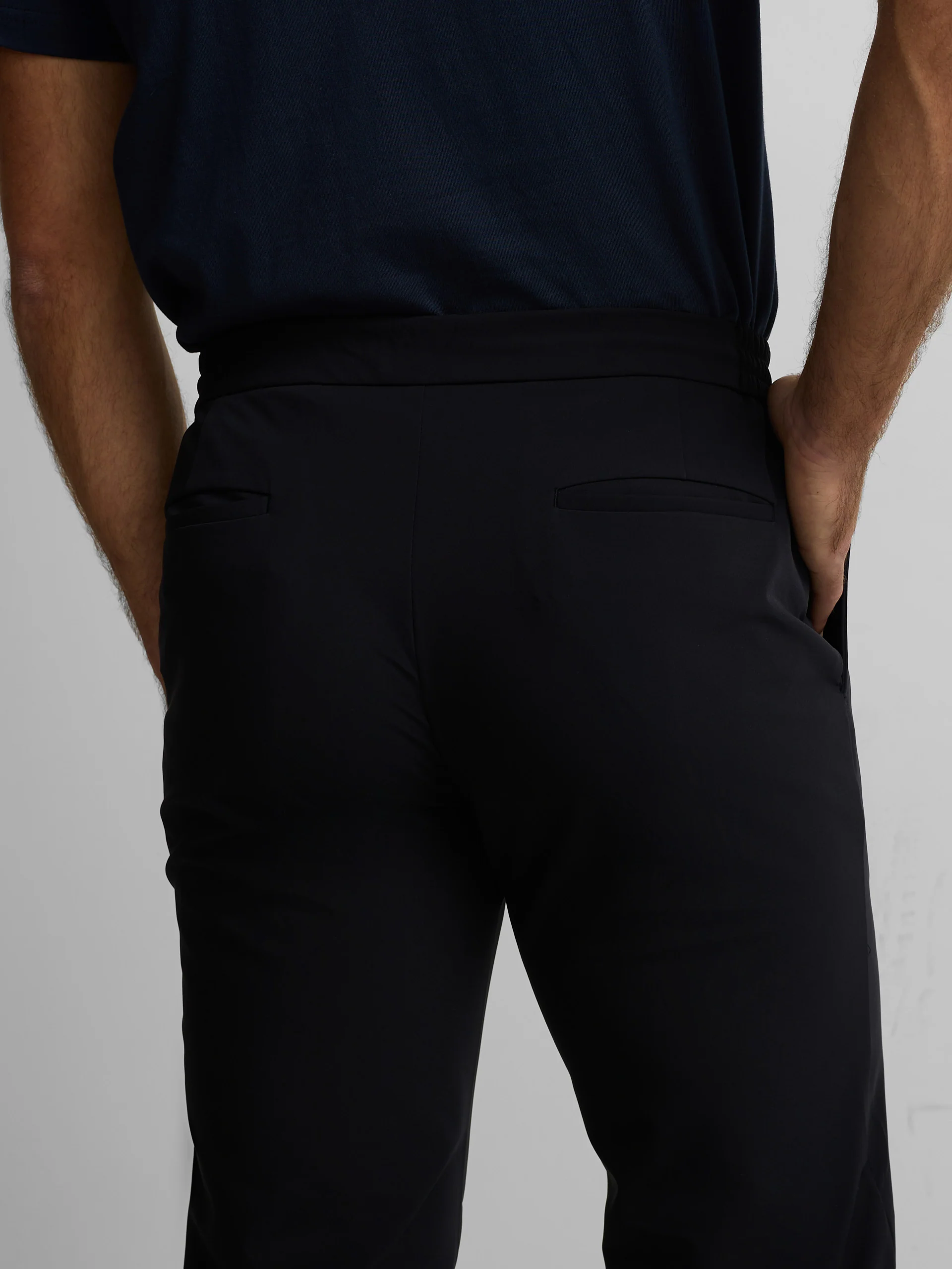 Pantalon tecnico azul marino - Image 6