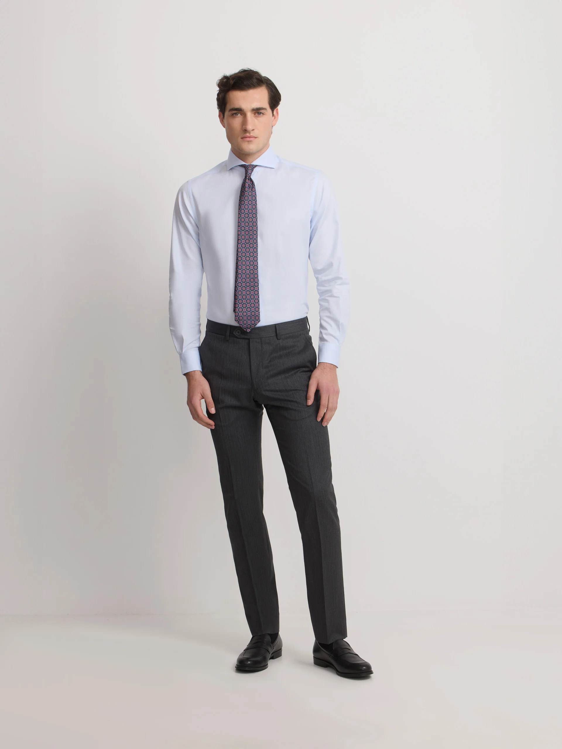 Pantalon traje clasico espiga gris
