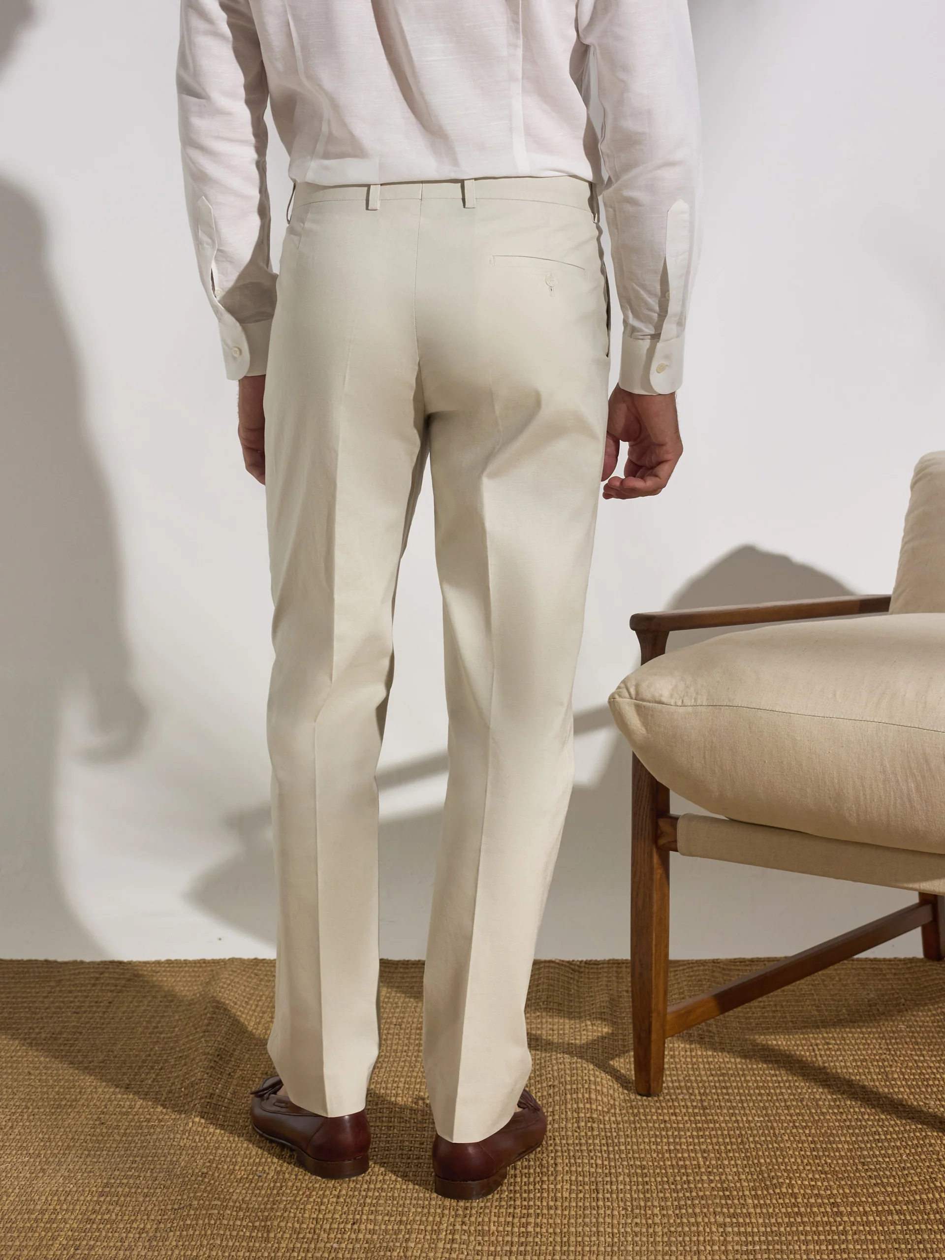 Pantalon traje unique lino piedra - Image 16