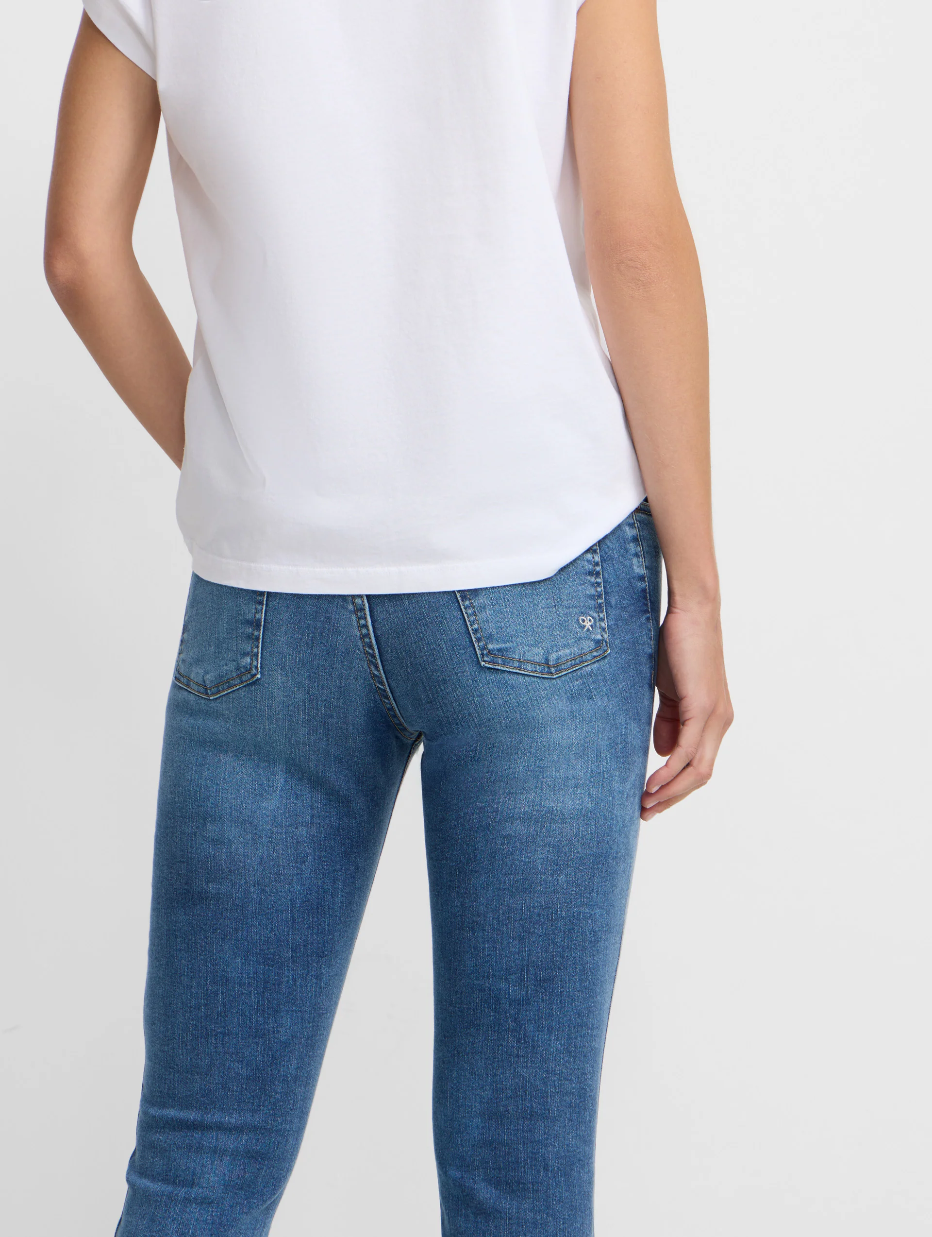 Pantalon woman slim fit denim medio - Image 3