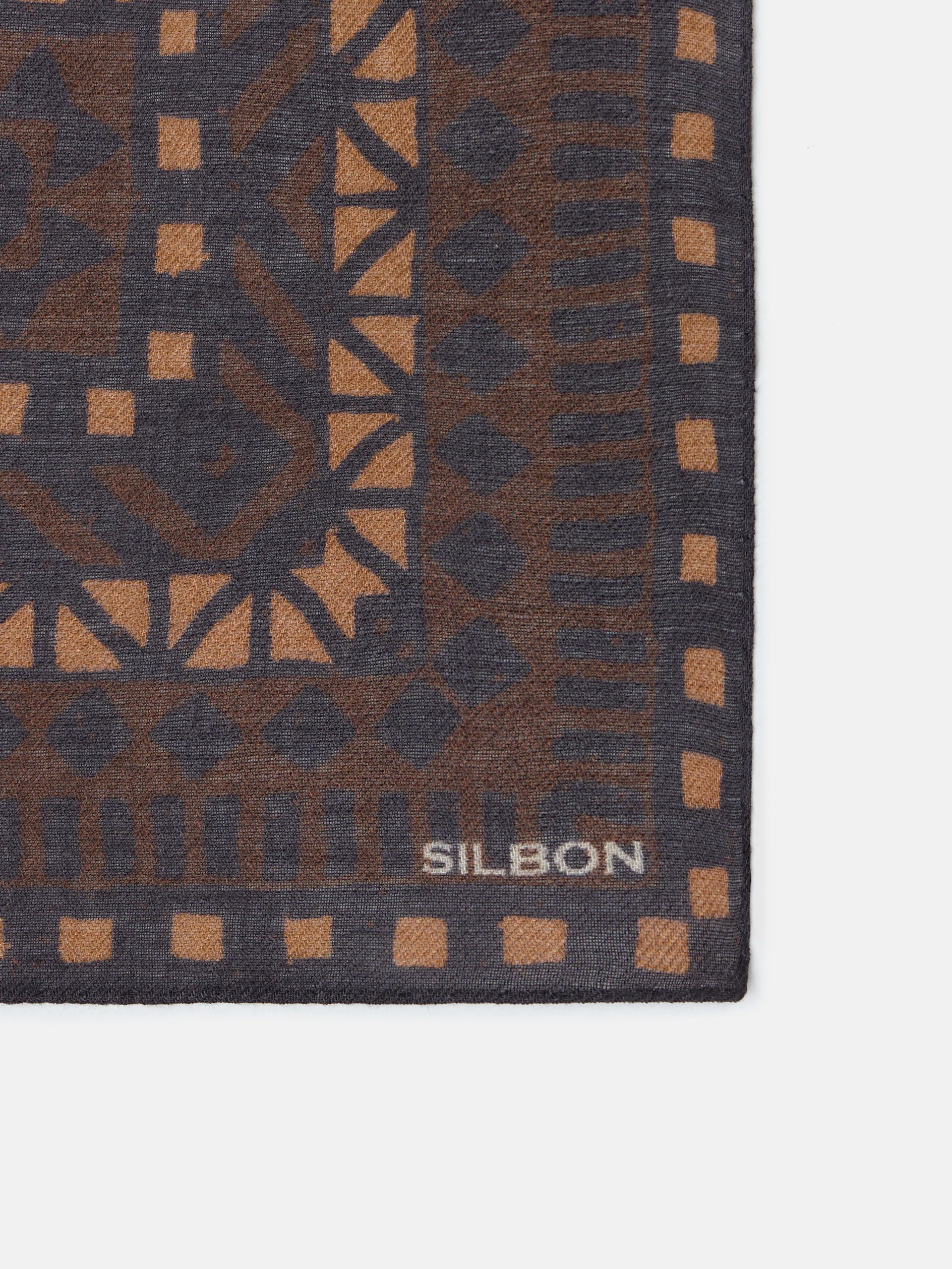 Pañuelo motivos etnicos marron - Image 2