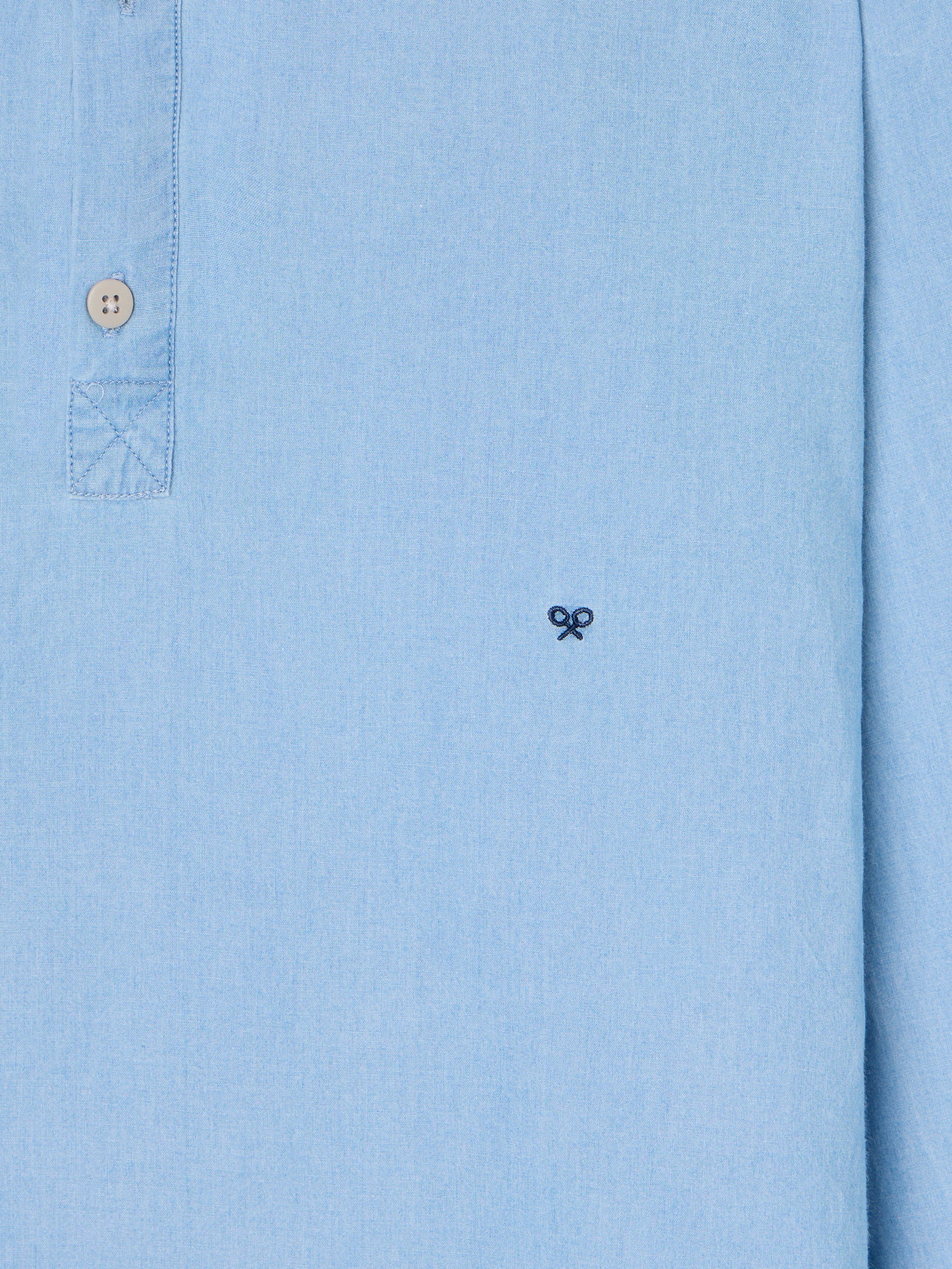 Polera sport denim azul claro - Image 2