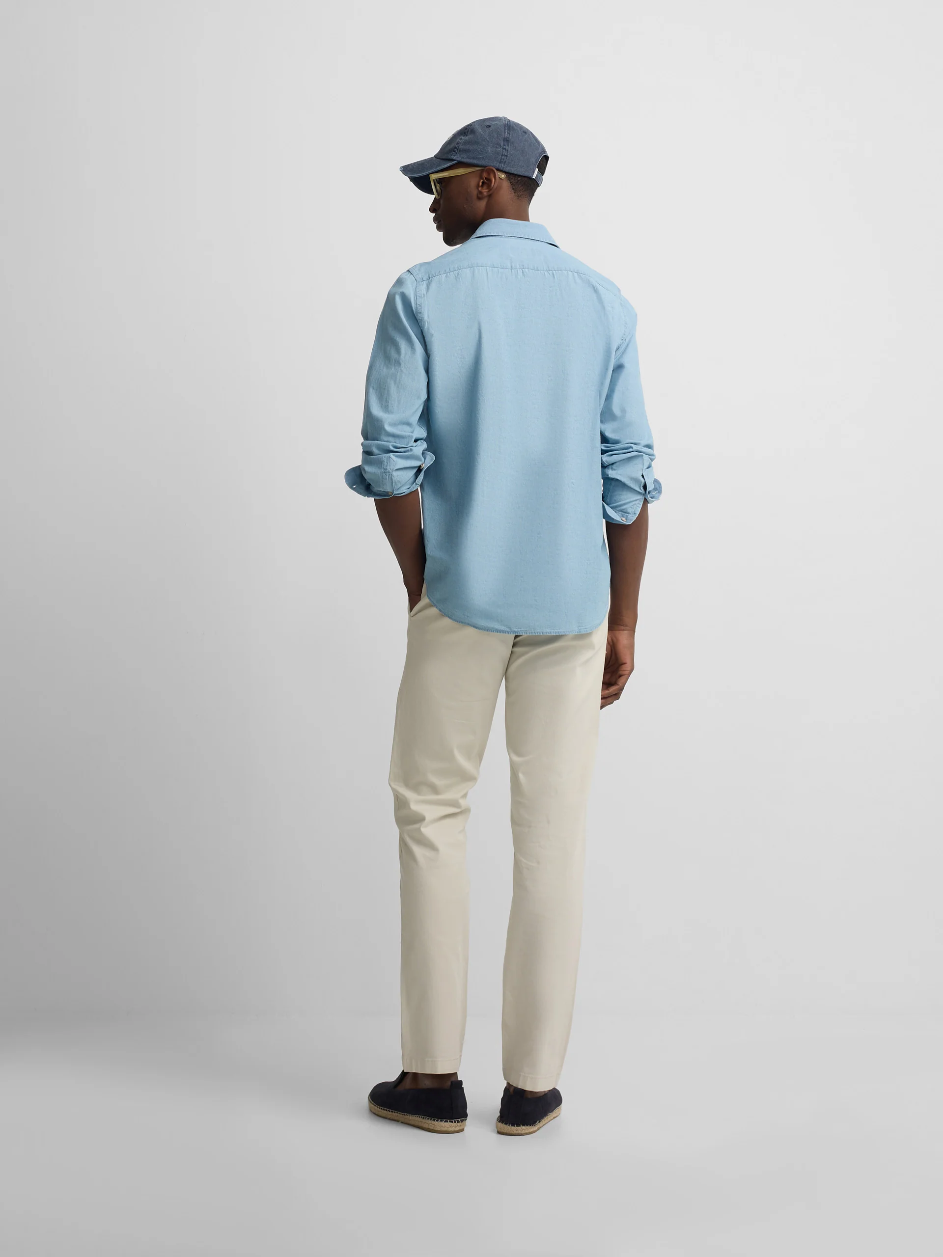 Polera sport denim azul claro - Image 9
