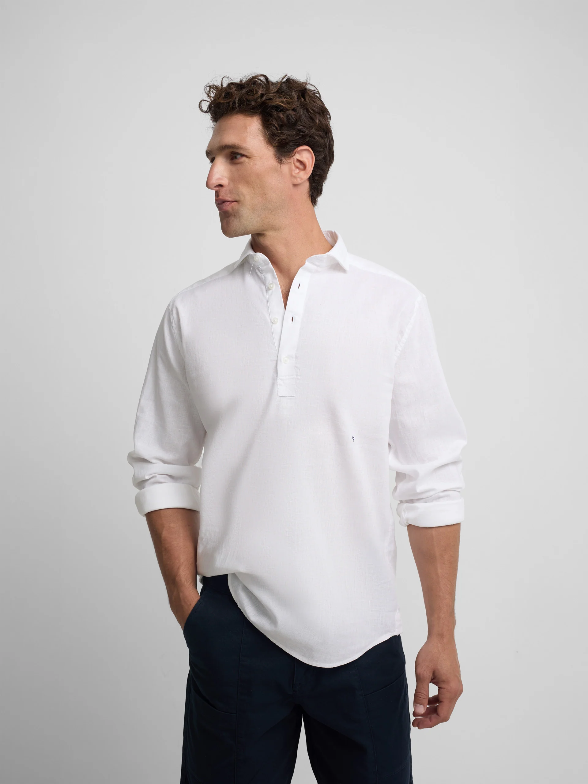 Polera sport lino blanca - Image 3