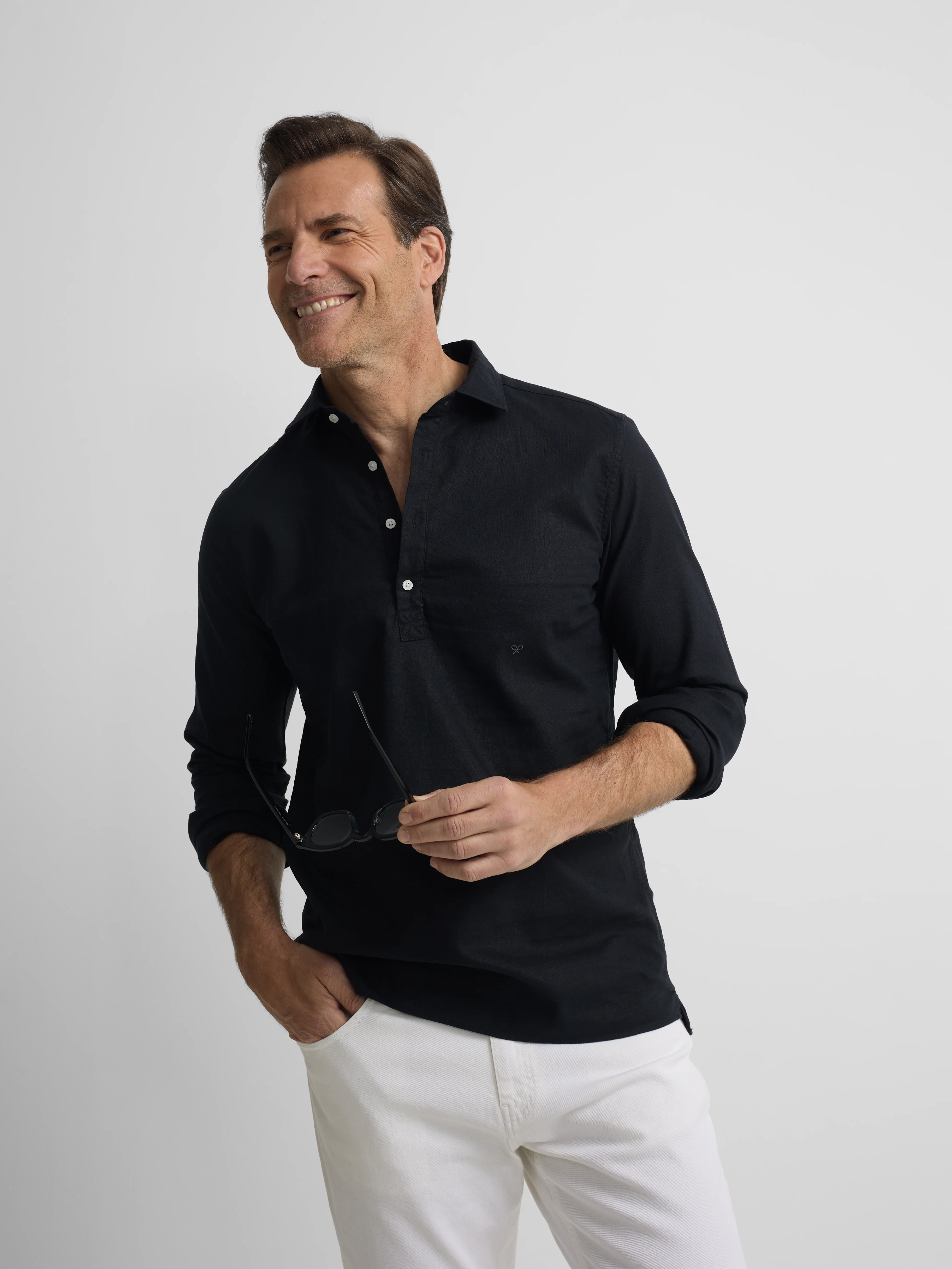 Polera sport lino negro - Image 3