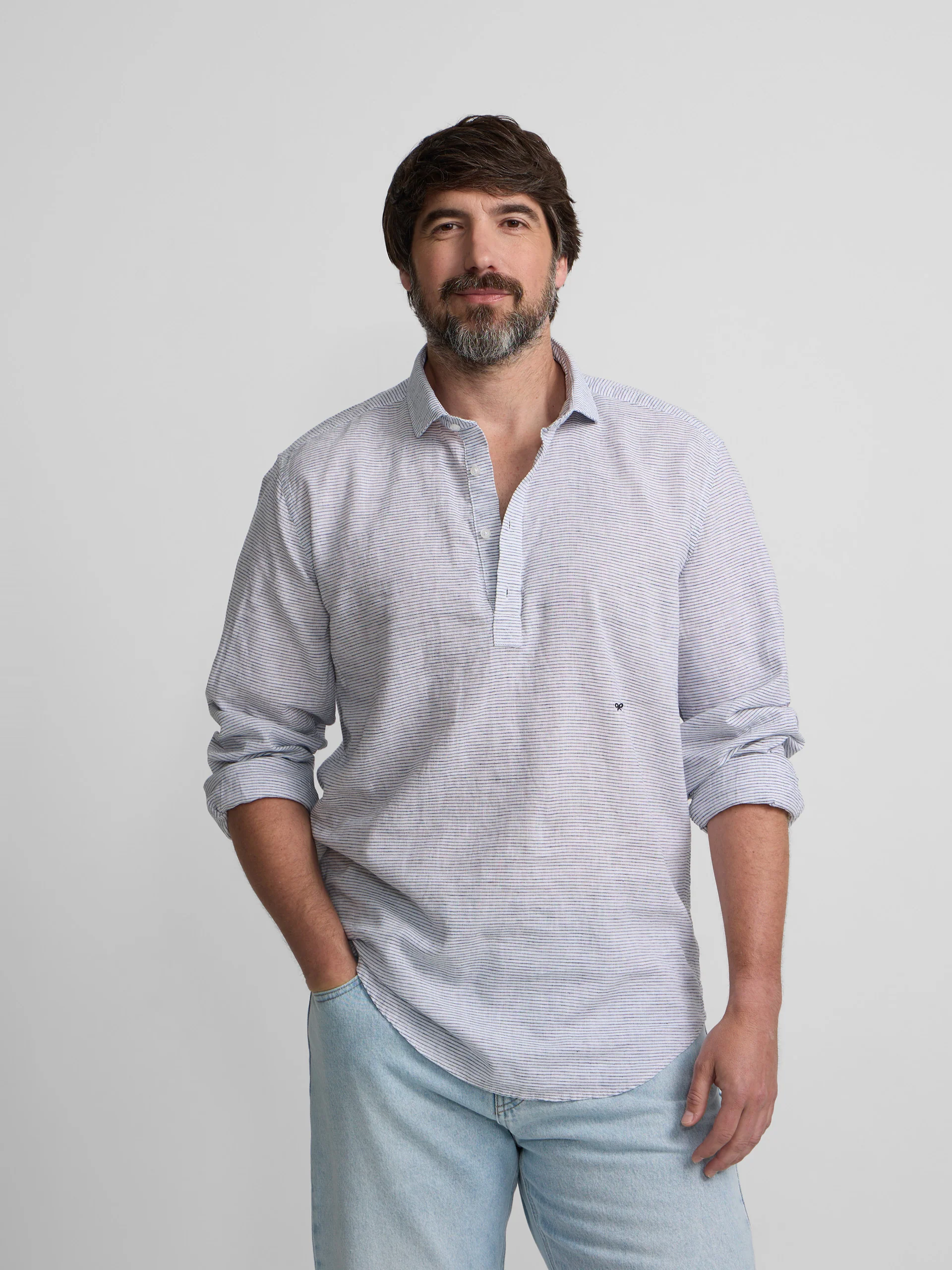 Polera sport lino rayas horizontales marino - Image 5