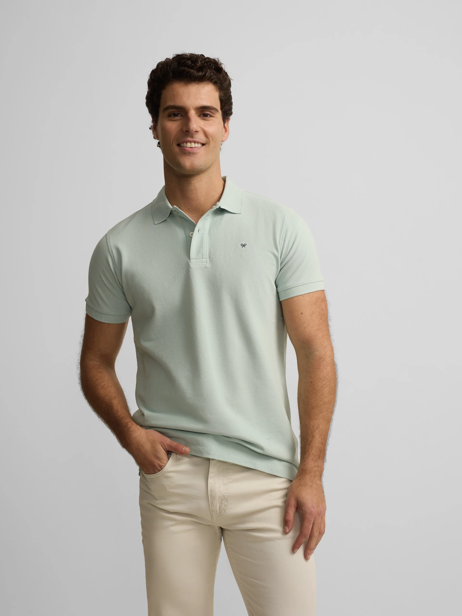 Polo clasico liso azul claro - Image 3