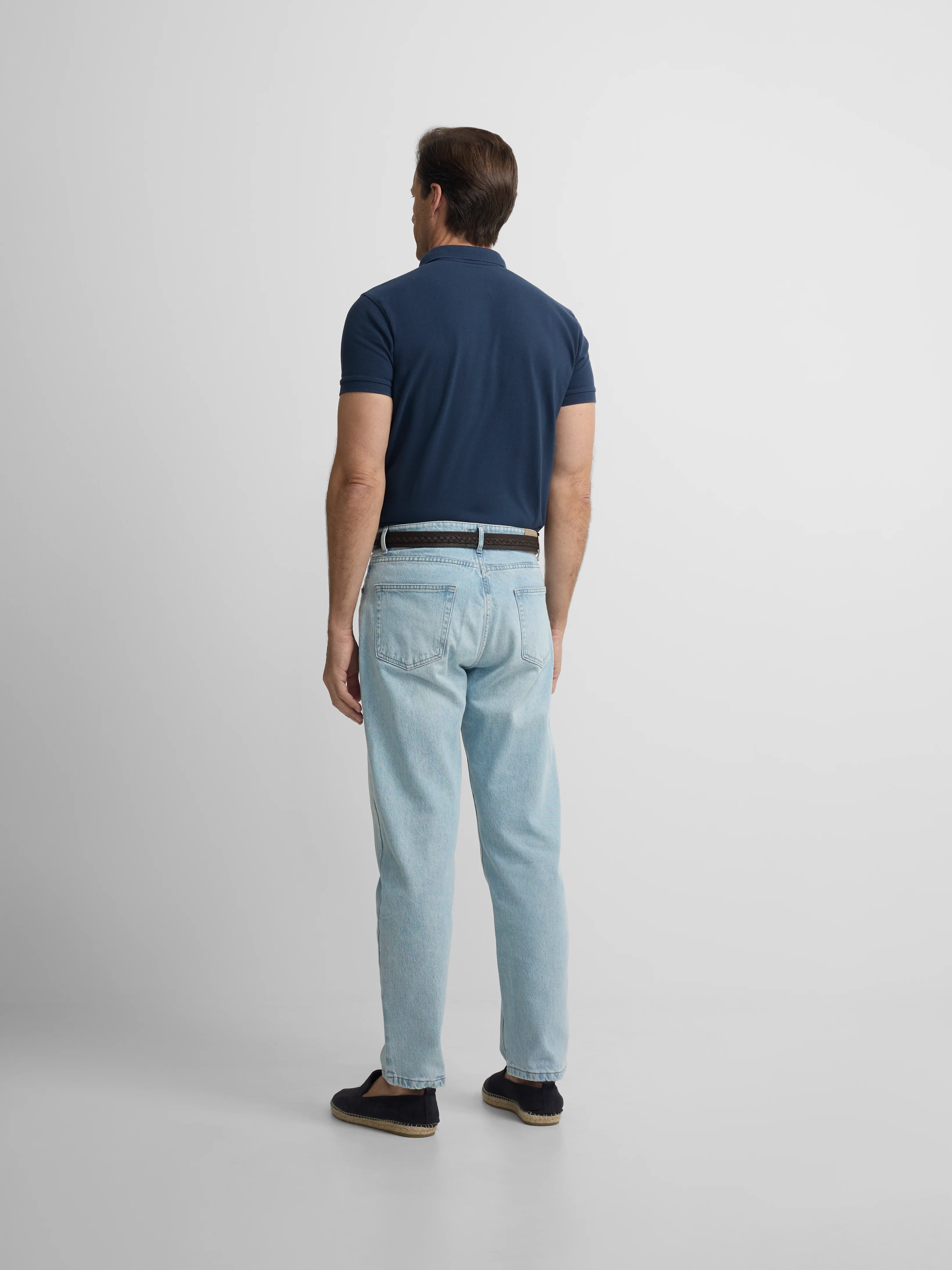 Polo clasico liso azul marino - Image 6