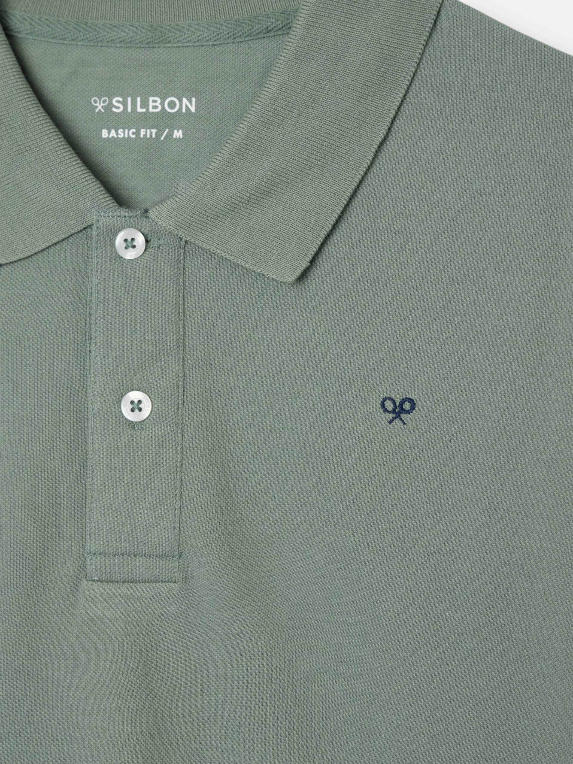Polo clasico liso verde medio - Image 2